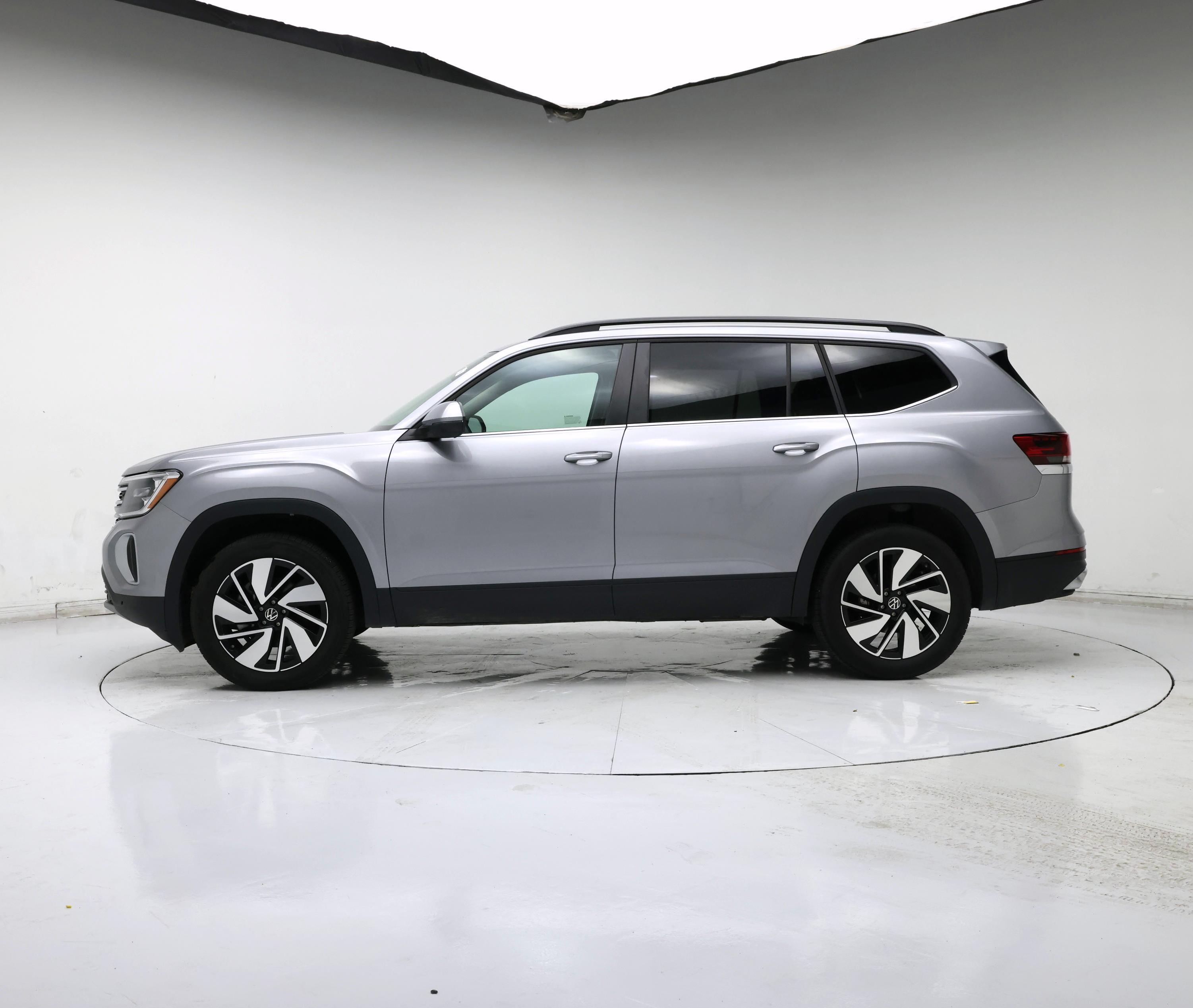 Thumbnail: 2025 Volkswagen Atlas - 3