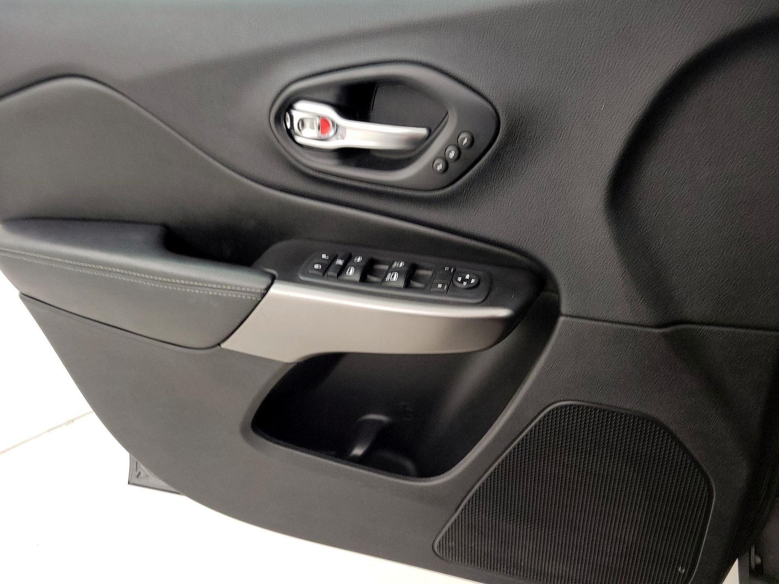 2020 Jeep Cherokee Limited - Photo 13