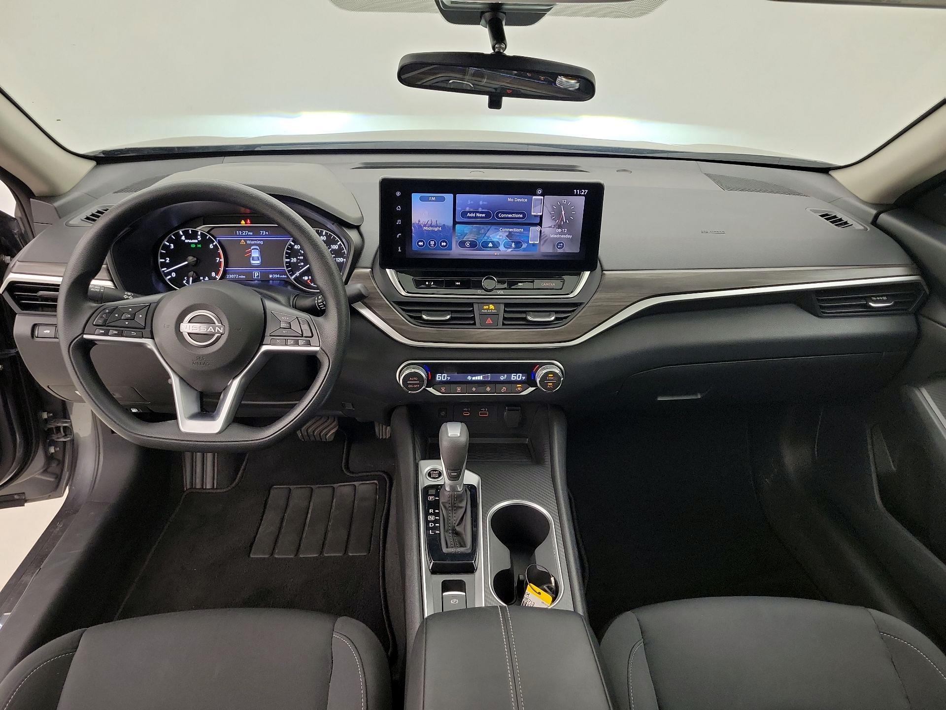 Thumbnail: 2025 Nissan Altima - 9