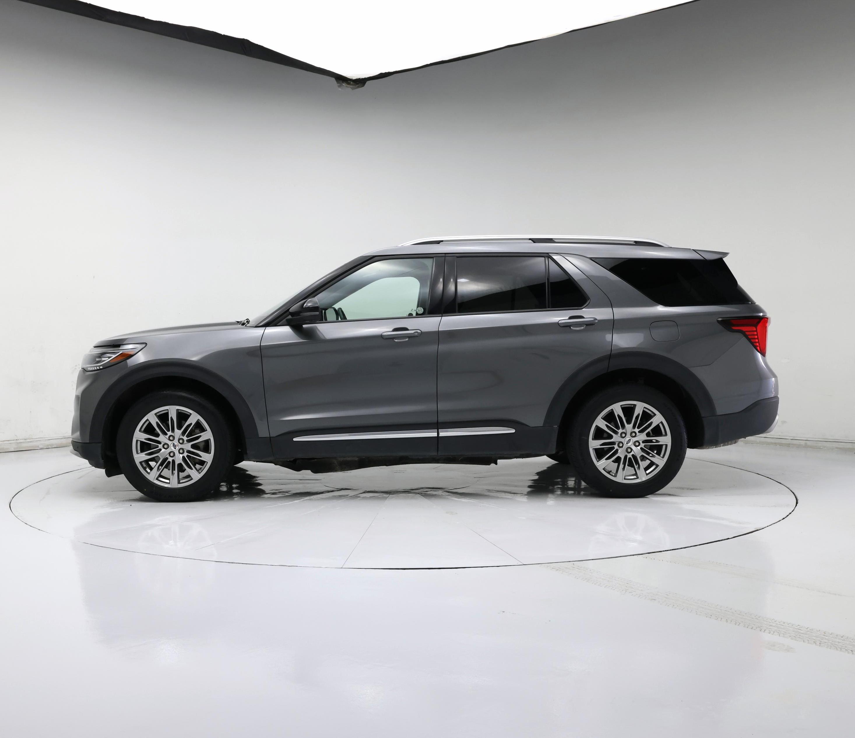 Thumbnail: 2025 Ford Explorer - 3