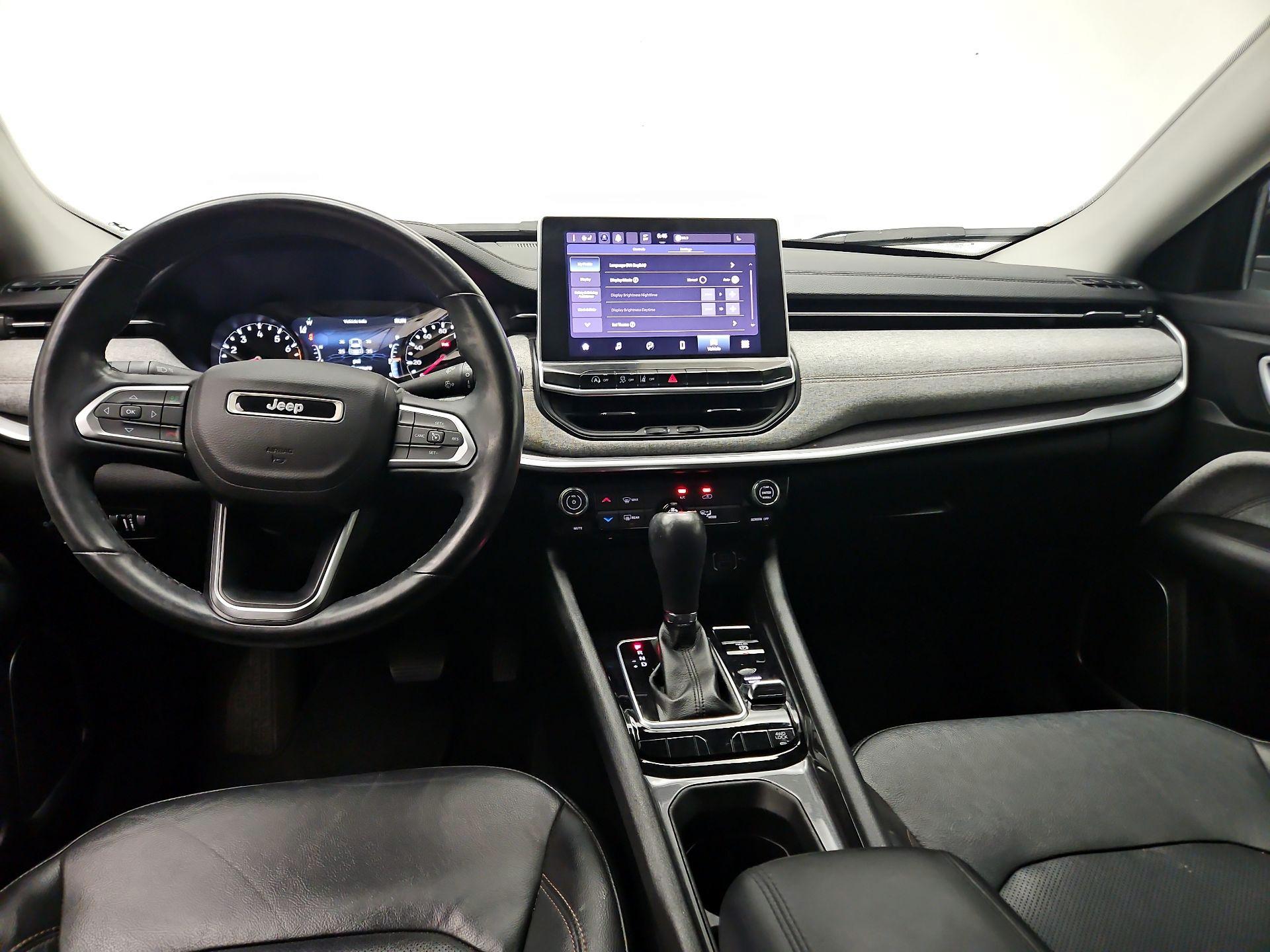 Thumbnail: 2022 Jeep Compass - 9