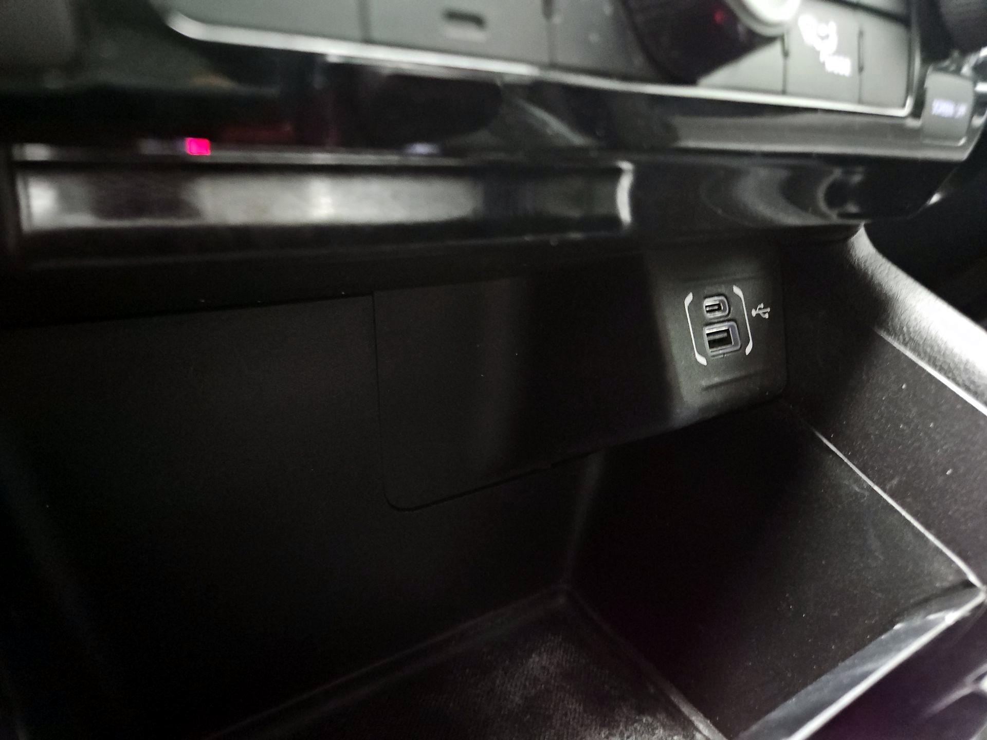 Thumbnail: 2022 Jeep Compass - 18