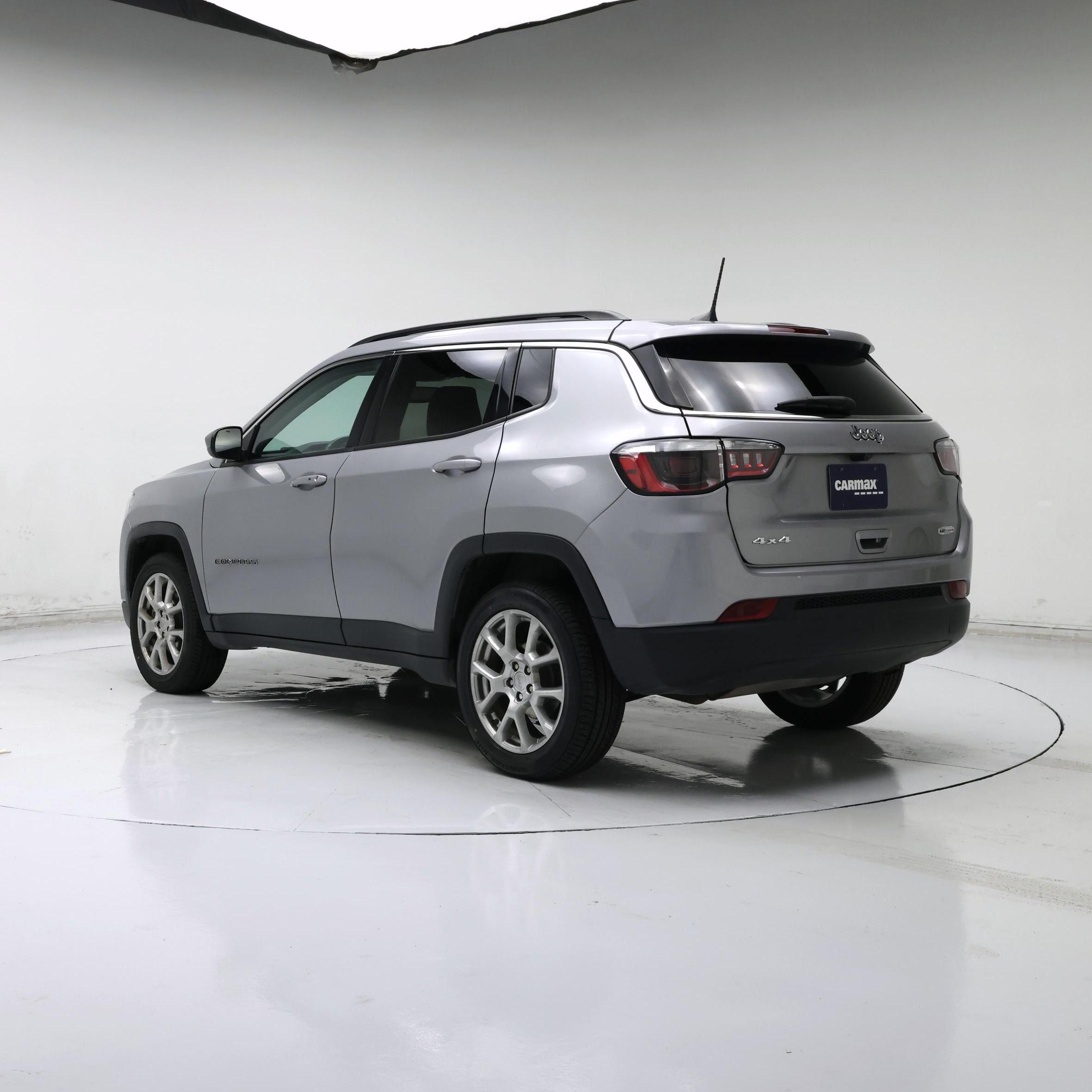 Thumbnail: 2022 Jeep Compass - 2