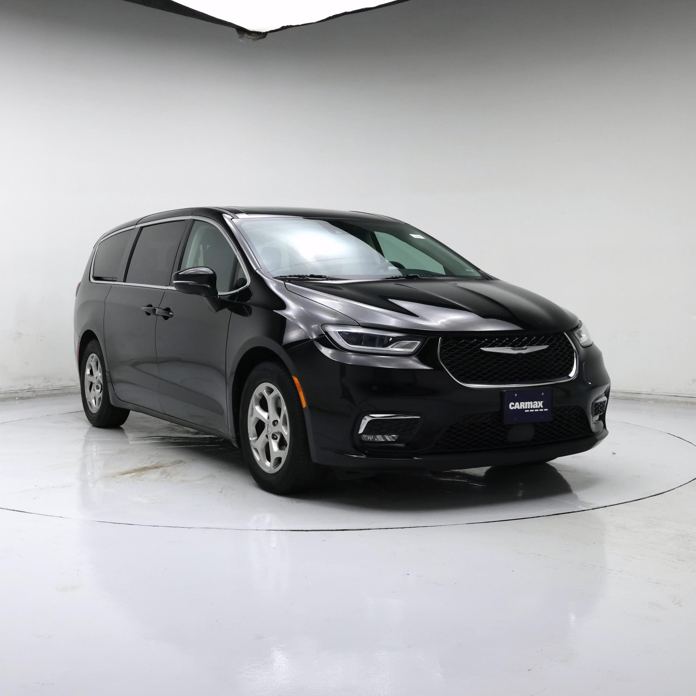  2024 Chrysler Pacifica Limited FWD   
