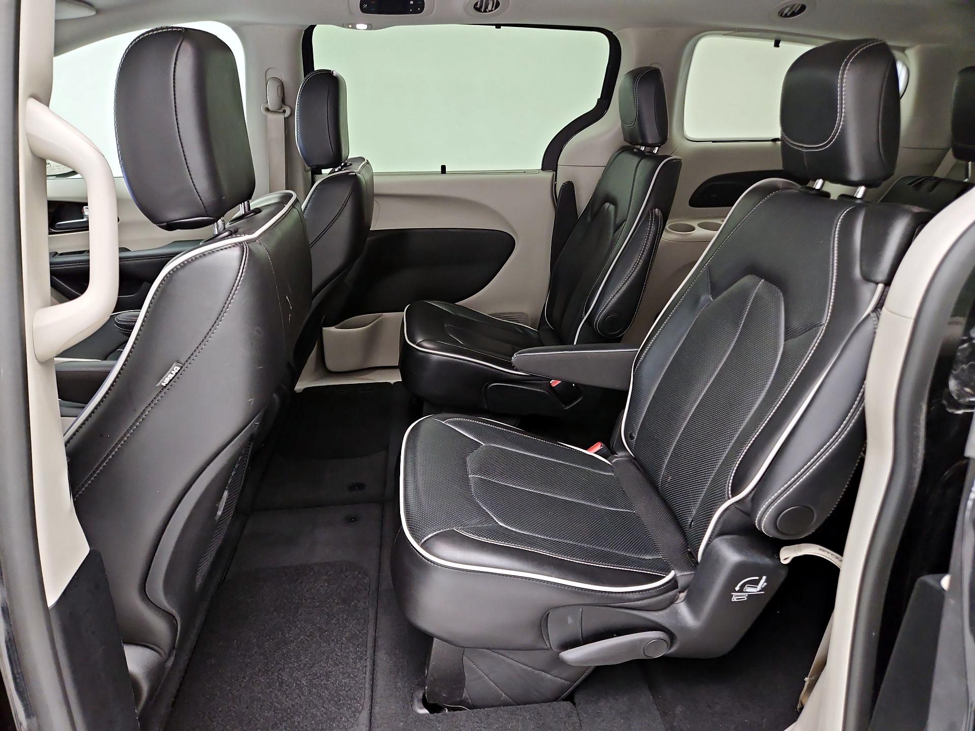 Thumbnail: 2024 Chrysler Pacifica - 20