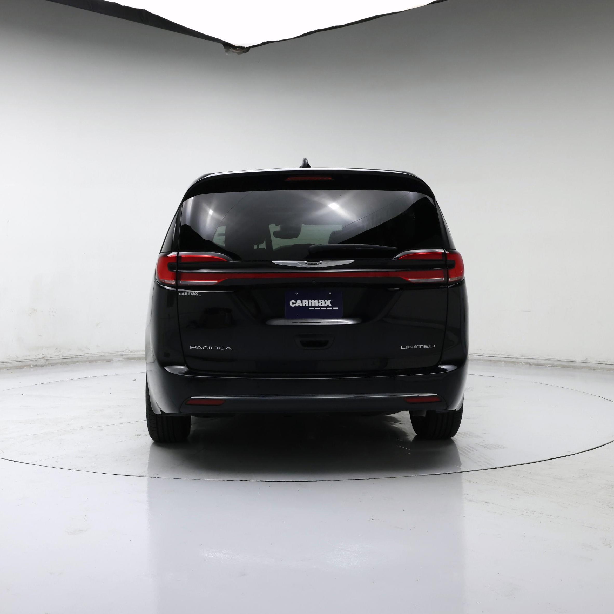 Thumbnail: 2024 Chrysler Pacifica - 6