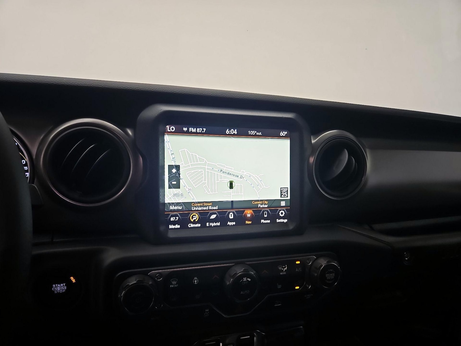 2023 Jeep Wrangler 4xe Willys 4XE - Photo 15