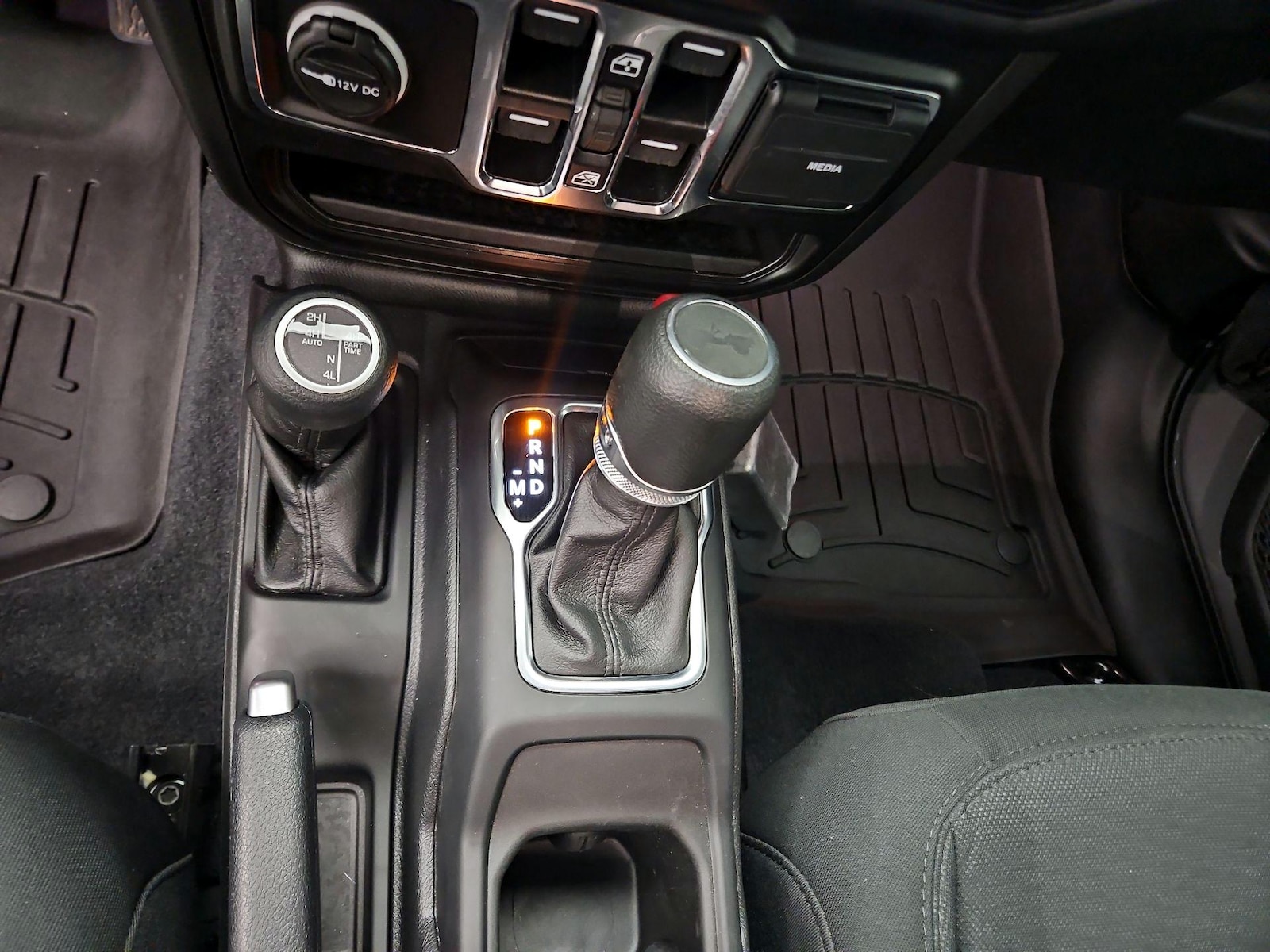 2023 Jeep Wrangler 4xe Willys 4XE - Photo 19