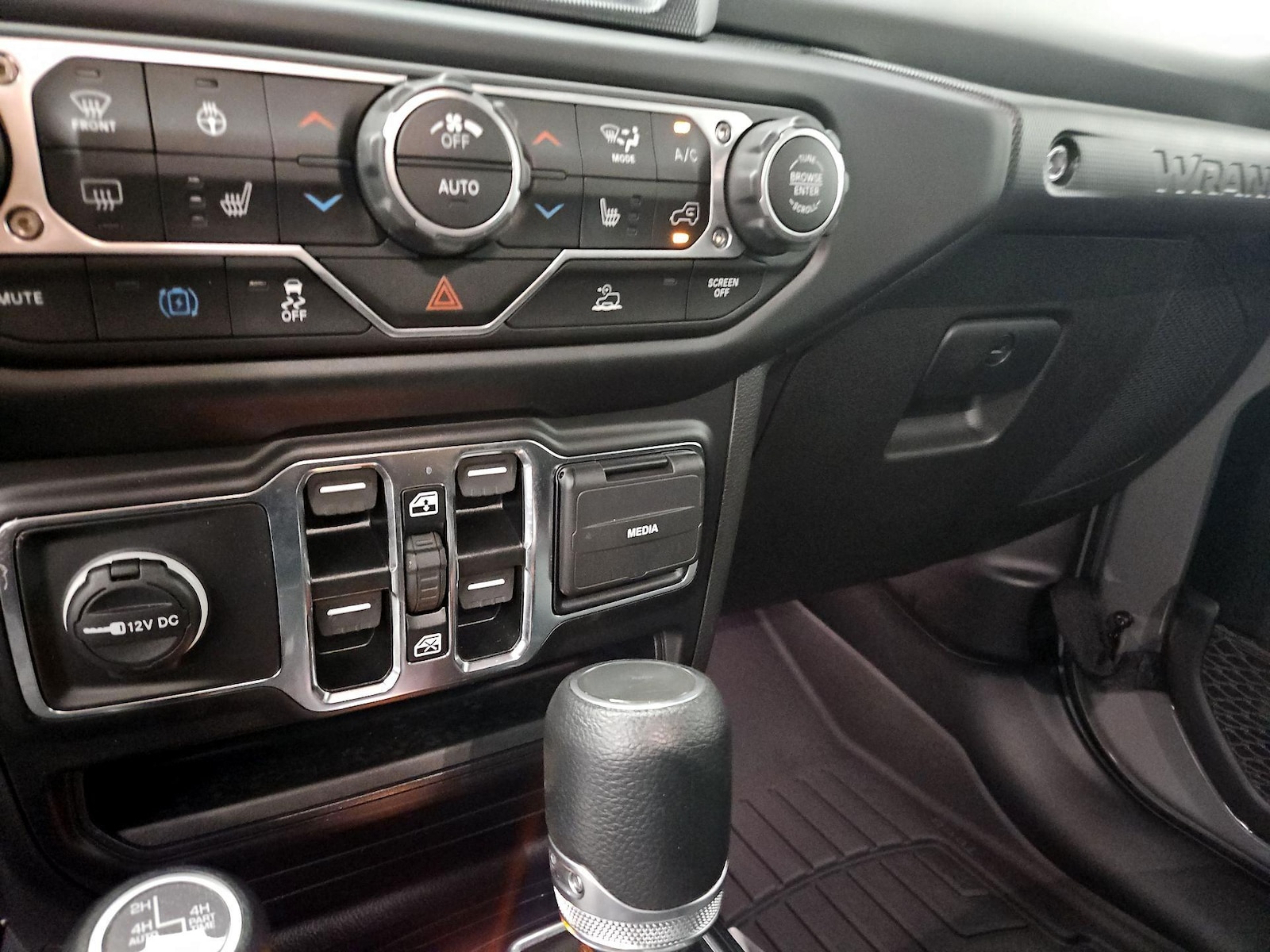 2023 Jeep Wrangler 4xe Willys 4XE - Photo 20