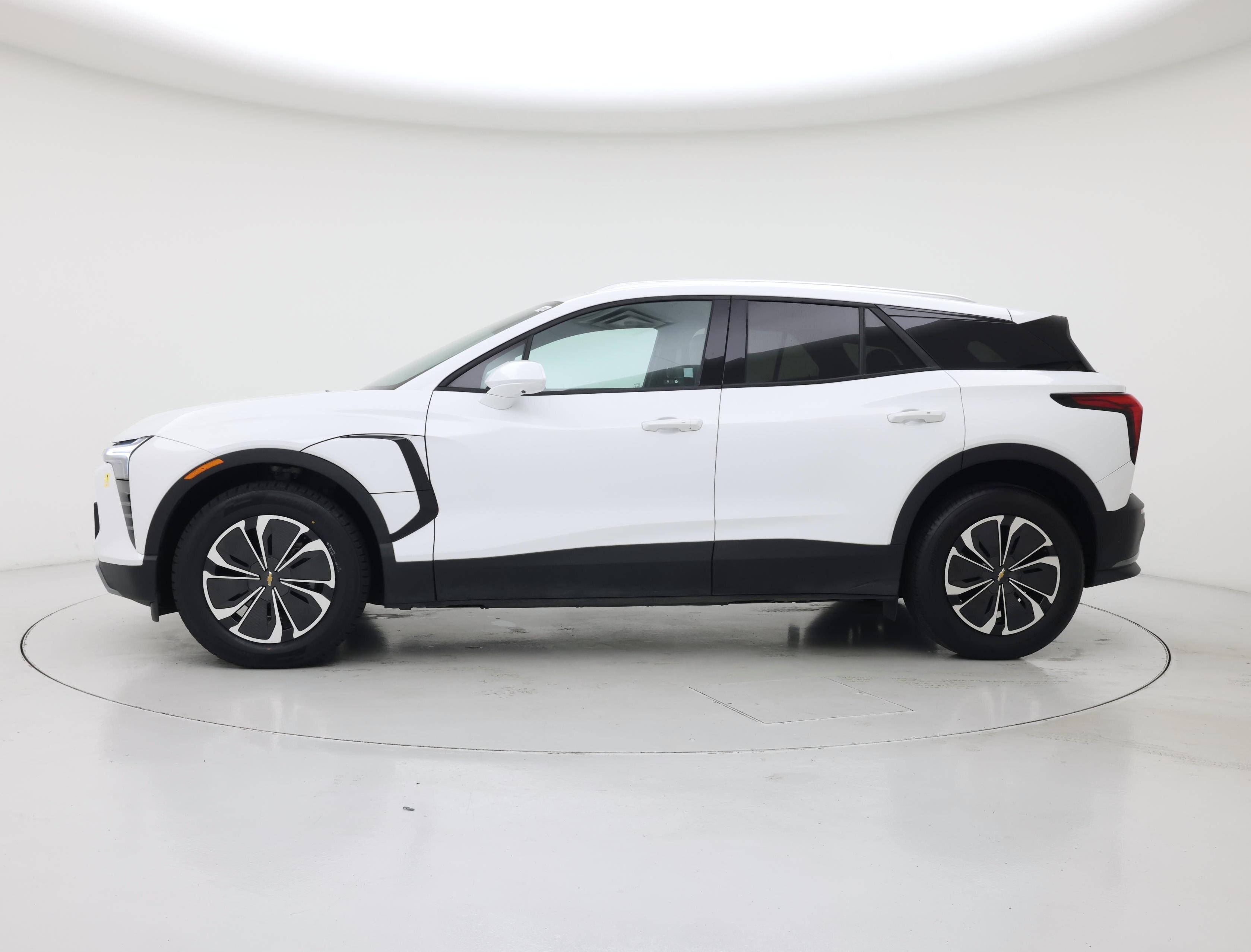 Thumbnail: 2024 Chevrolet Blazer EV - 3