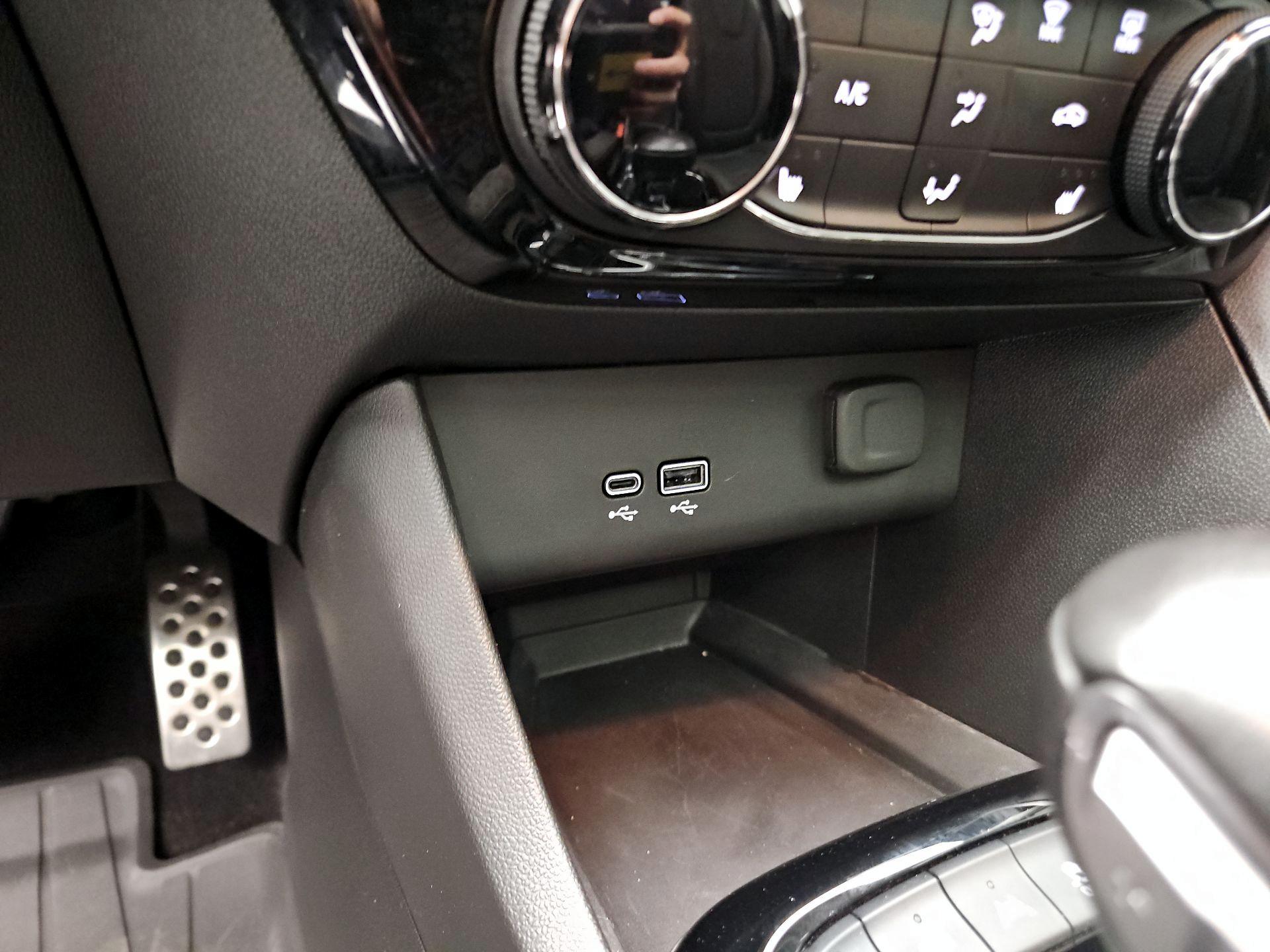 Thumbnail: 2024 Buick Encore GX - 18