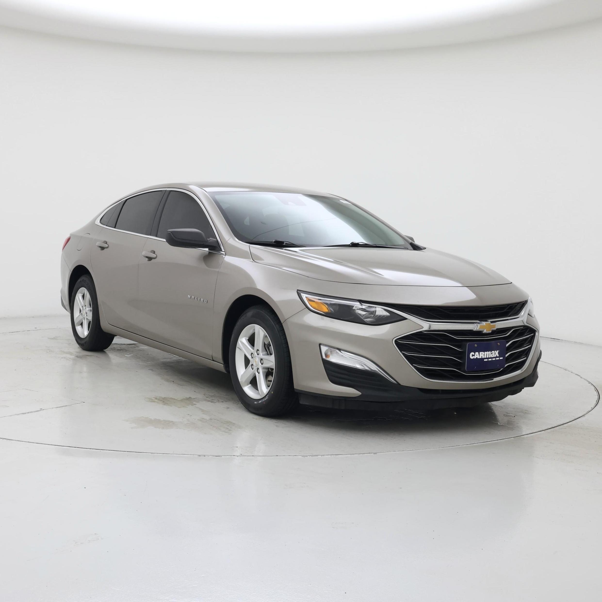 Gray 2024 Chevrolet Malibu Sedan Front-Wheel Drive Automatic