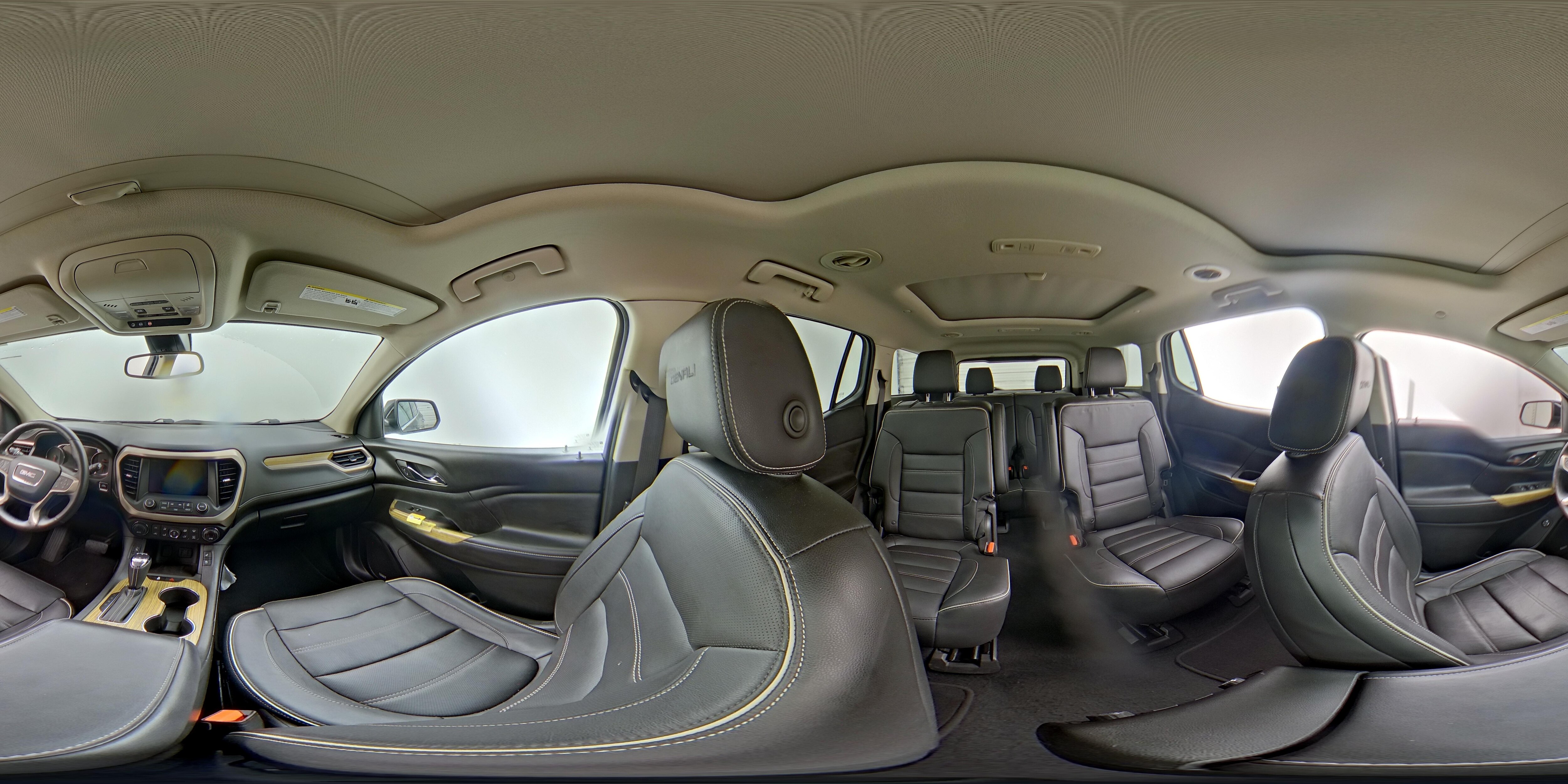 2017 GMC Acadia Denali - Photo 27