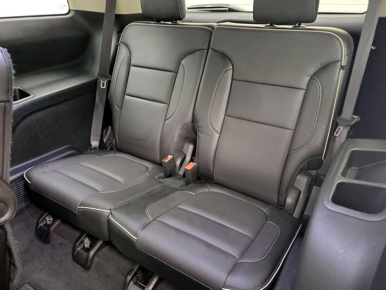2017 GMC Acadia Denali - Photo 23