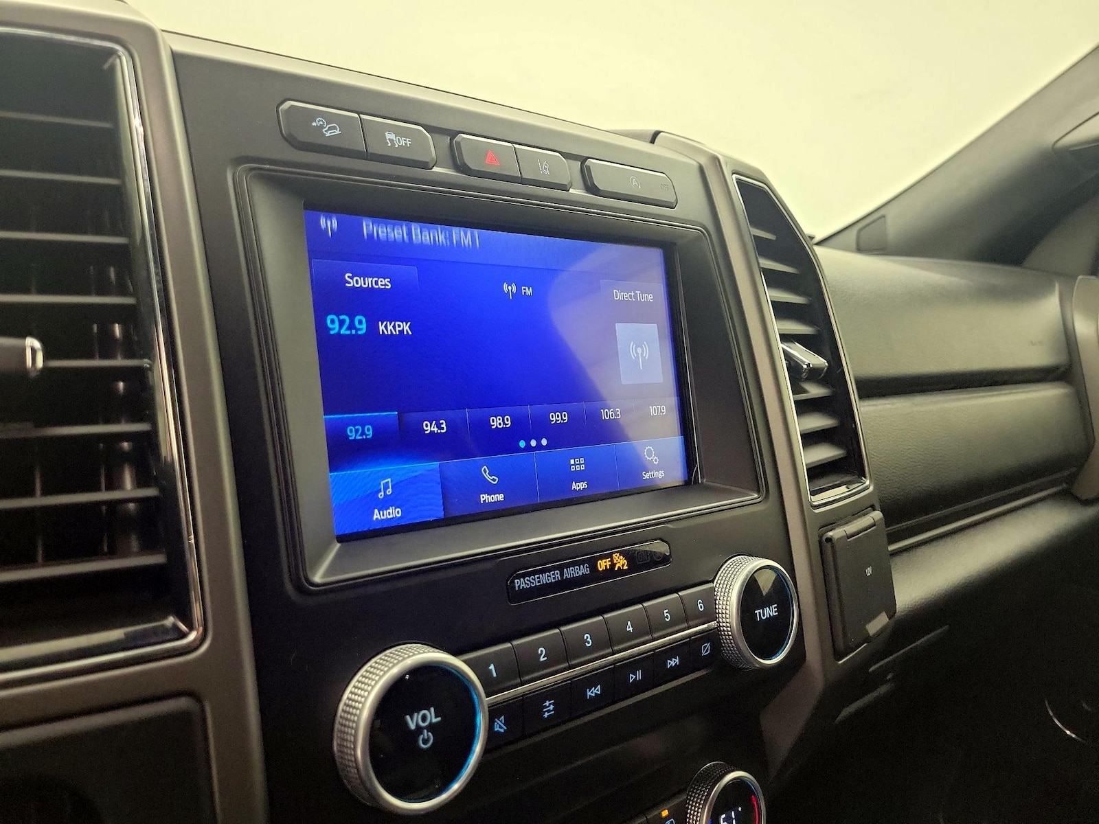 2021 Ford Expedition XLT - Photo 17
