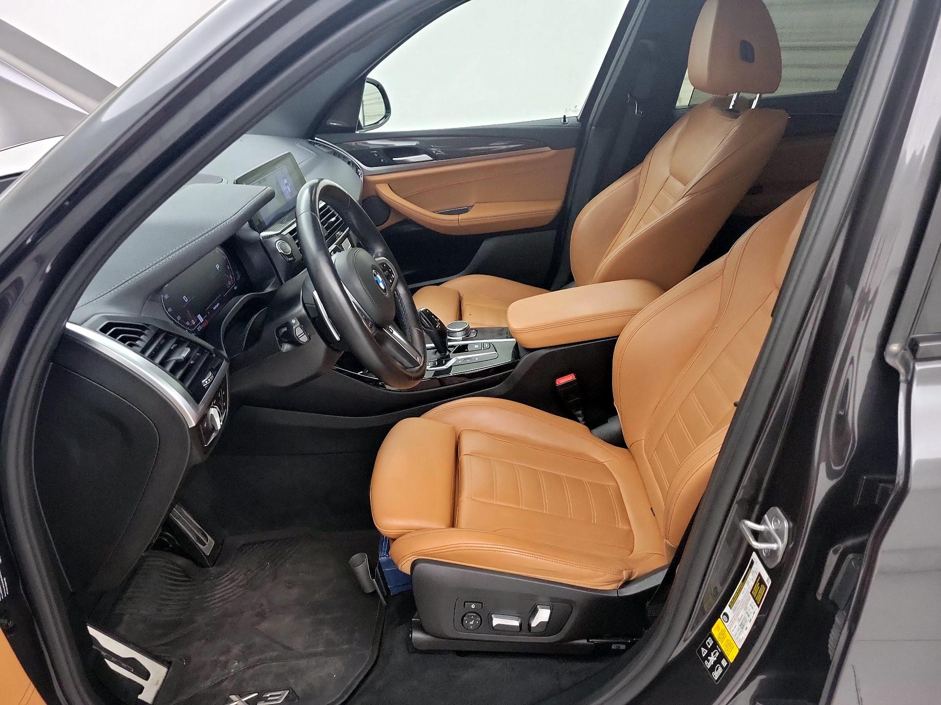 Thumbnail: 2021 BMW X3 - 11