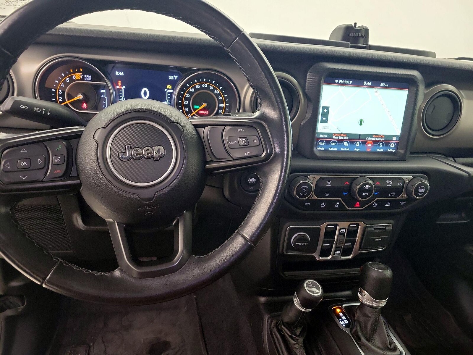 Apple CarPlay® & Android Auto™