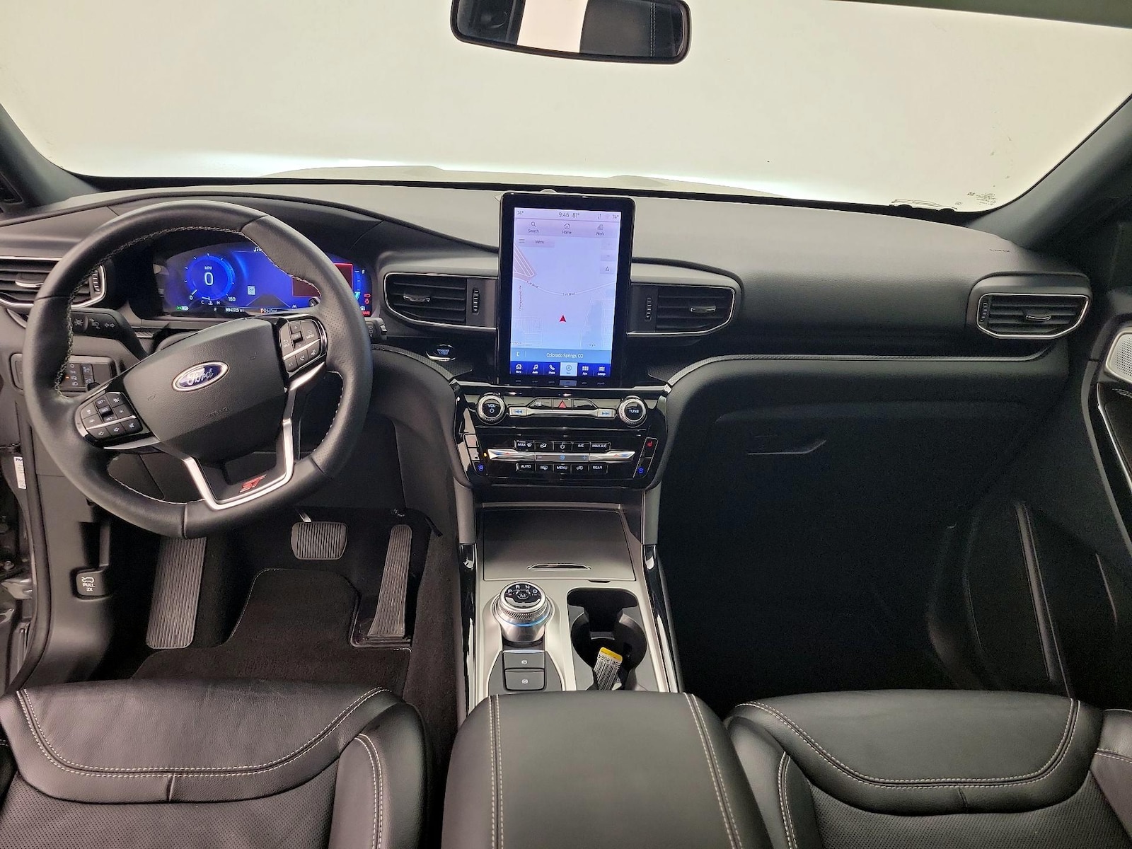 2024 Ford Explorer ST - Photo 10