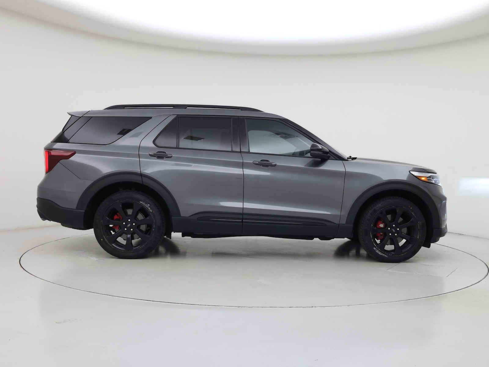 2024 Ford Explorer ST - Photo 8