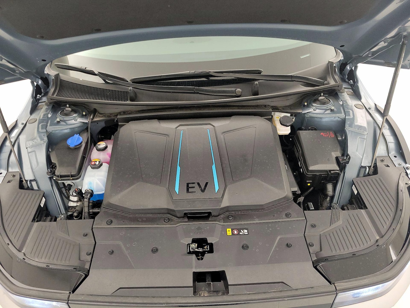 2024 Hyundai IONIQ 5 SEL - Photo 24