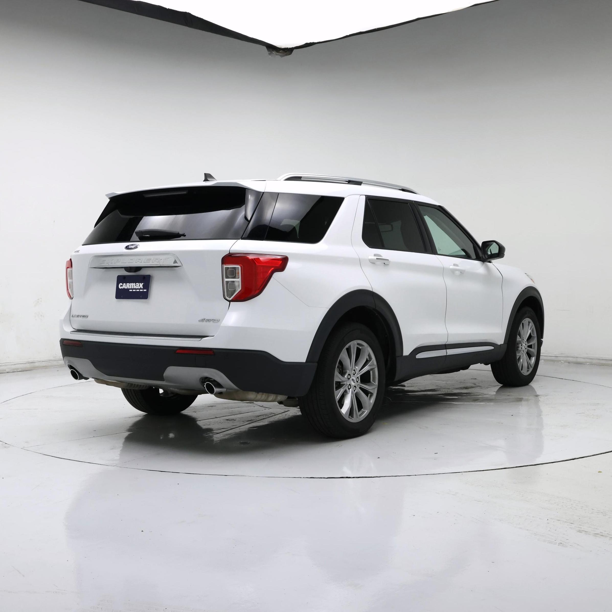 Thumbnail: 2023 Ford Explorer - 8
