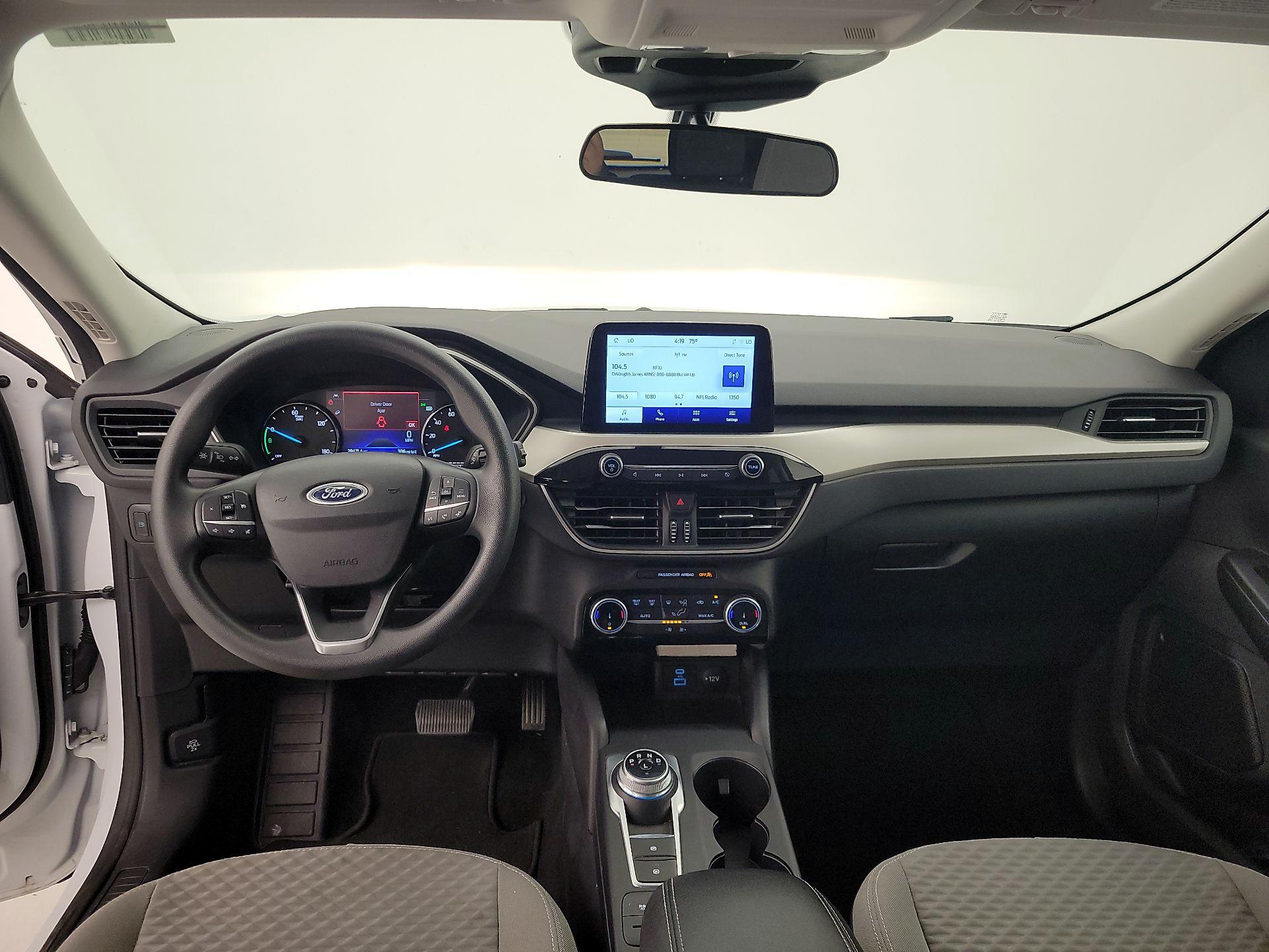 Thumbnail: 2022 Ford Escape - 9