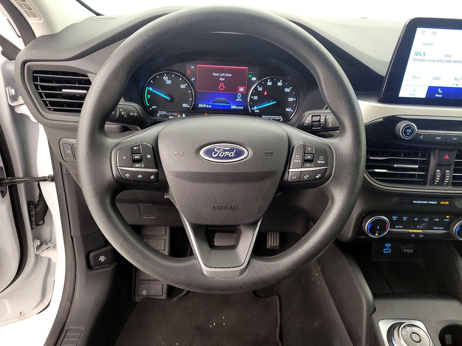 Thumbnail: 2022 Ford Escape - 10