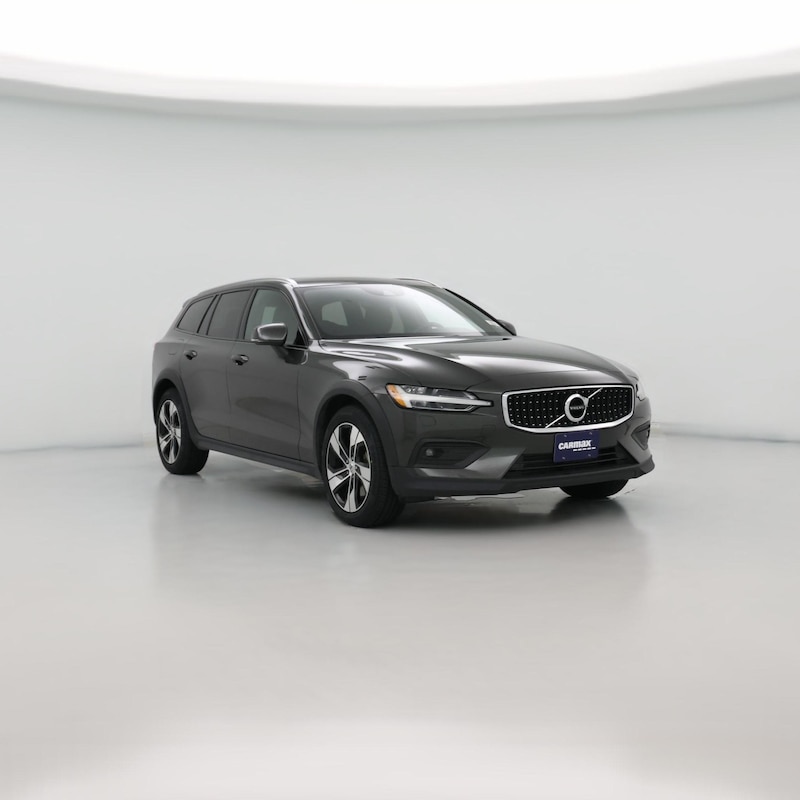 2022 Volvo V60 Cross Country T5