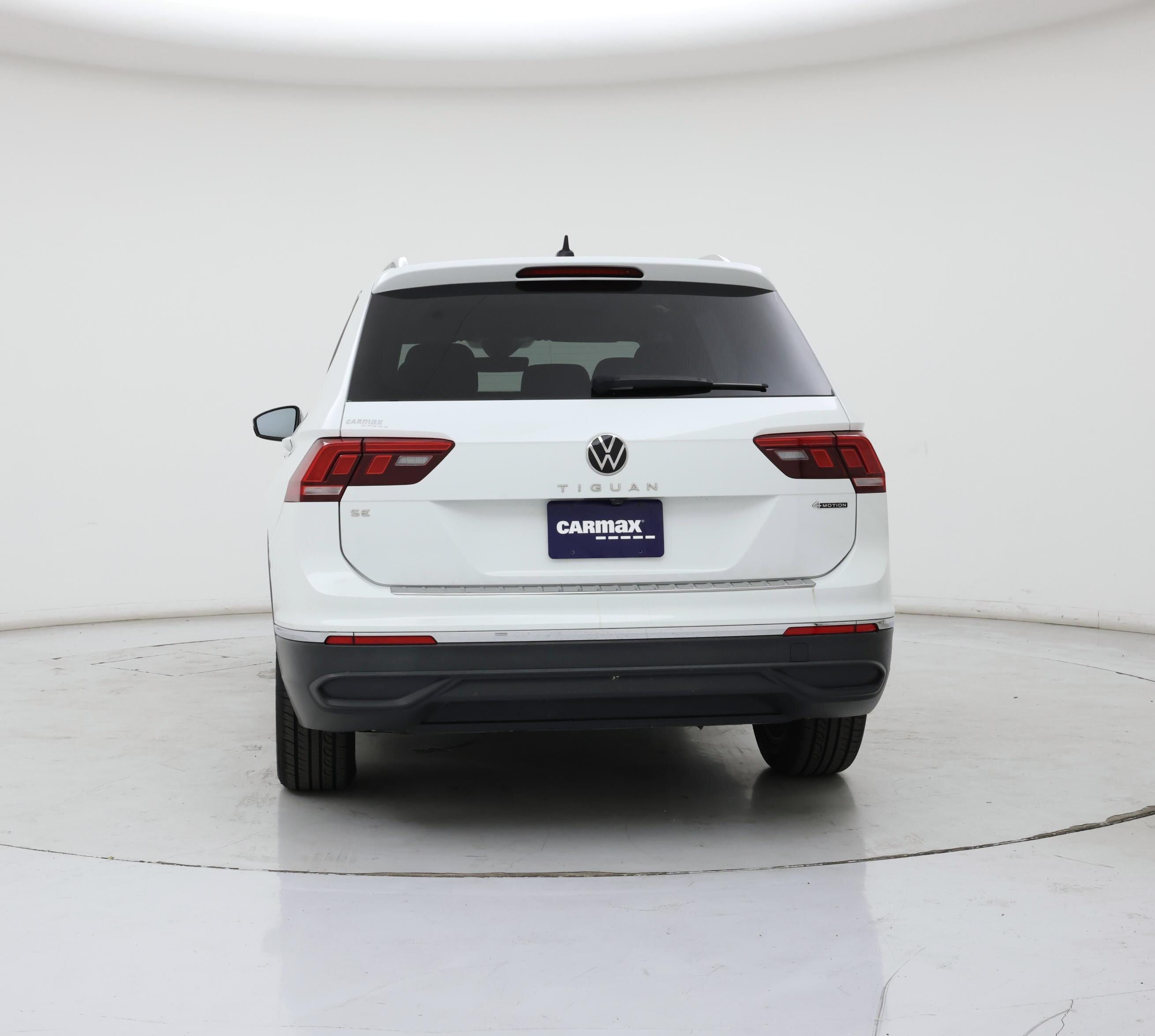 Thumbnail: 2022 Volkswagen Tiguan - 6