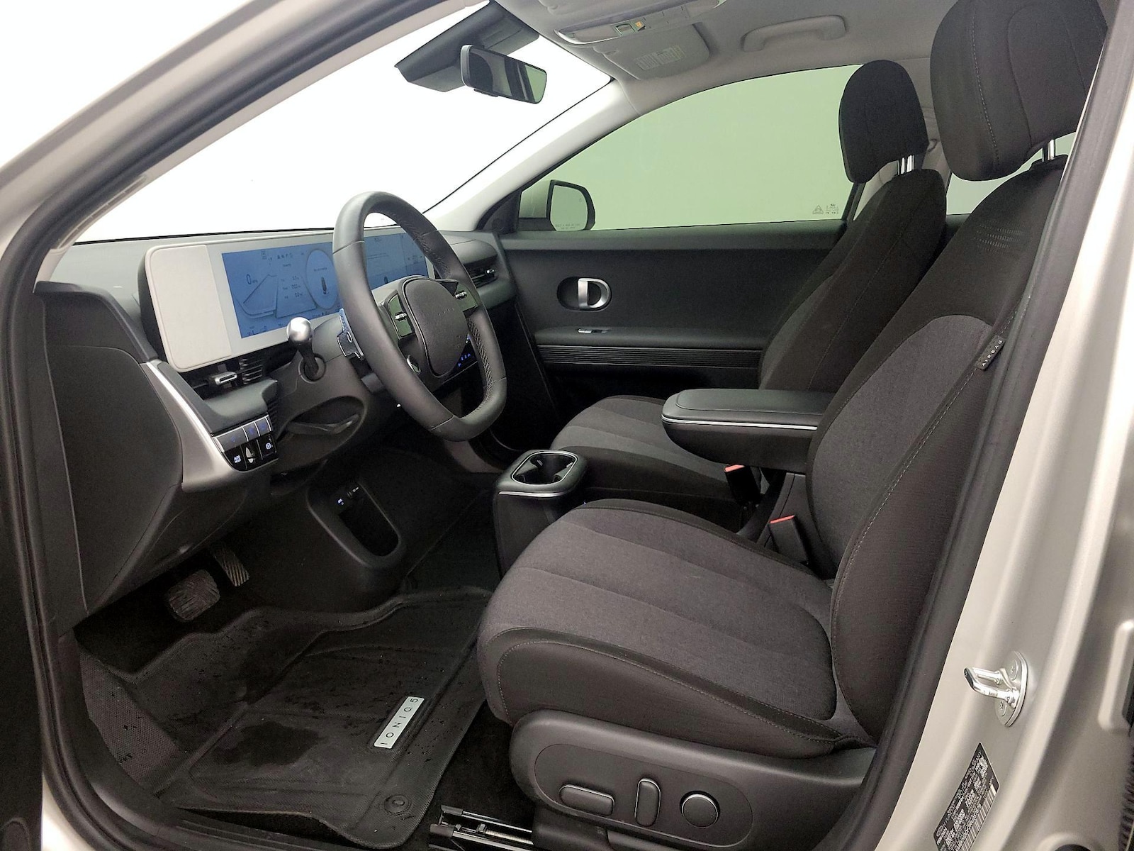 2024 Hyundai IONIQ 5 SEL - Photo 12