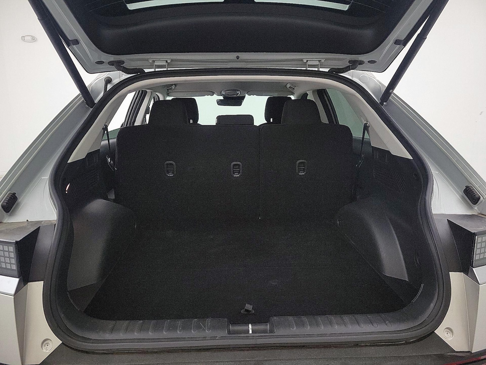 2024 Hyundai IONIQ 5 SEL - Photo 22