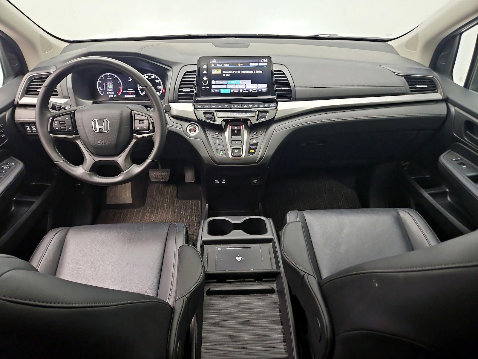 2025 Honda Odyssey EX-L - Photo 10