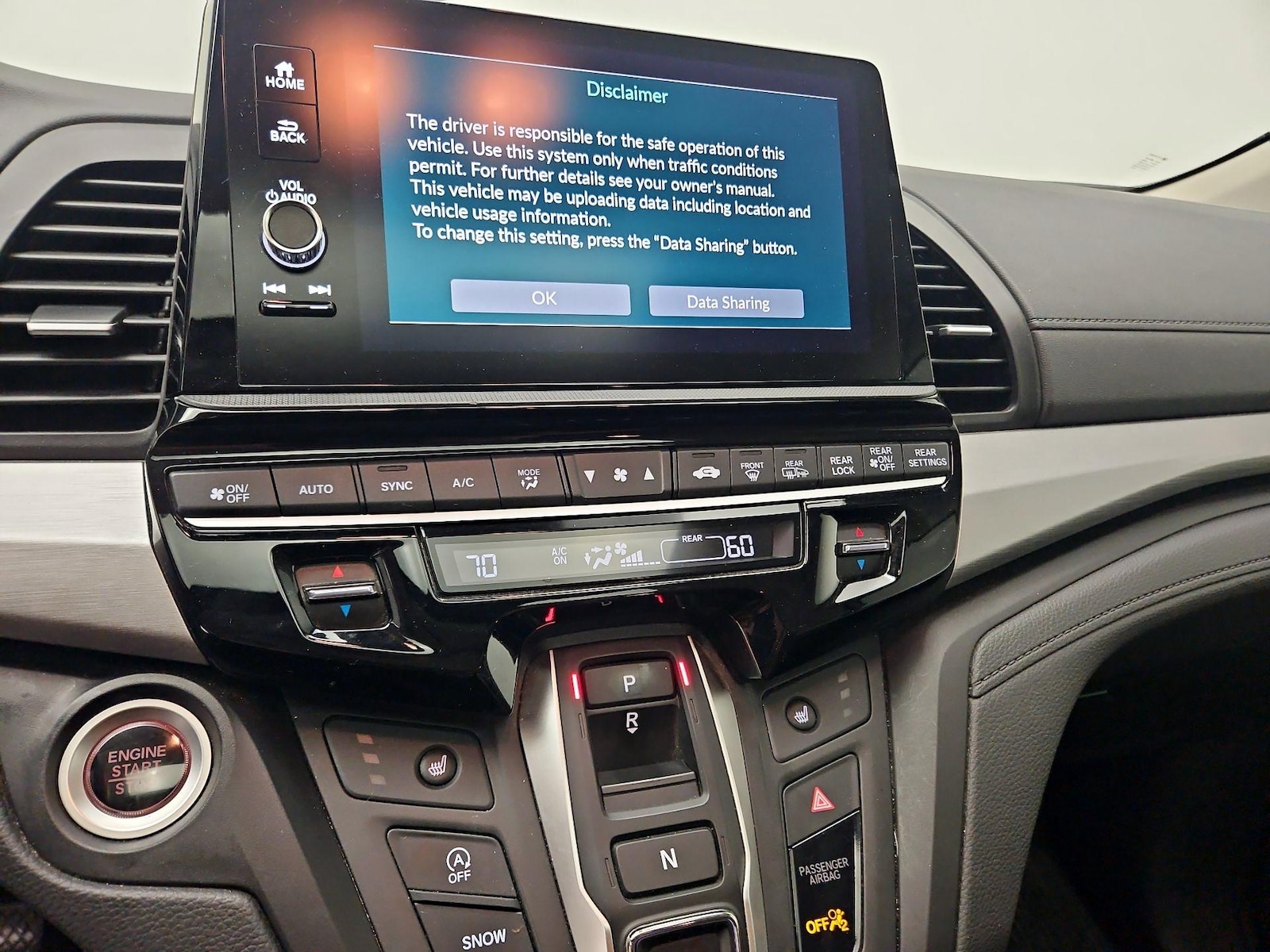 2025 Honda Odyssey EX-L - Photo 17