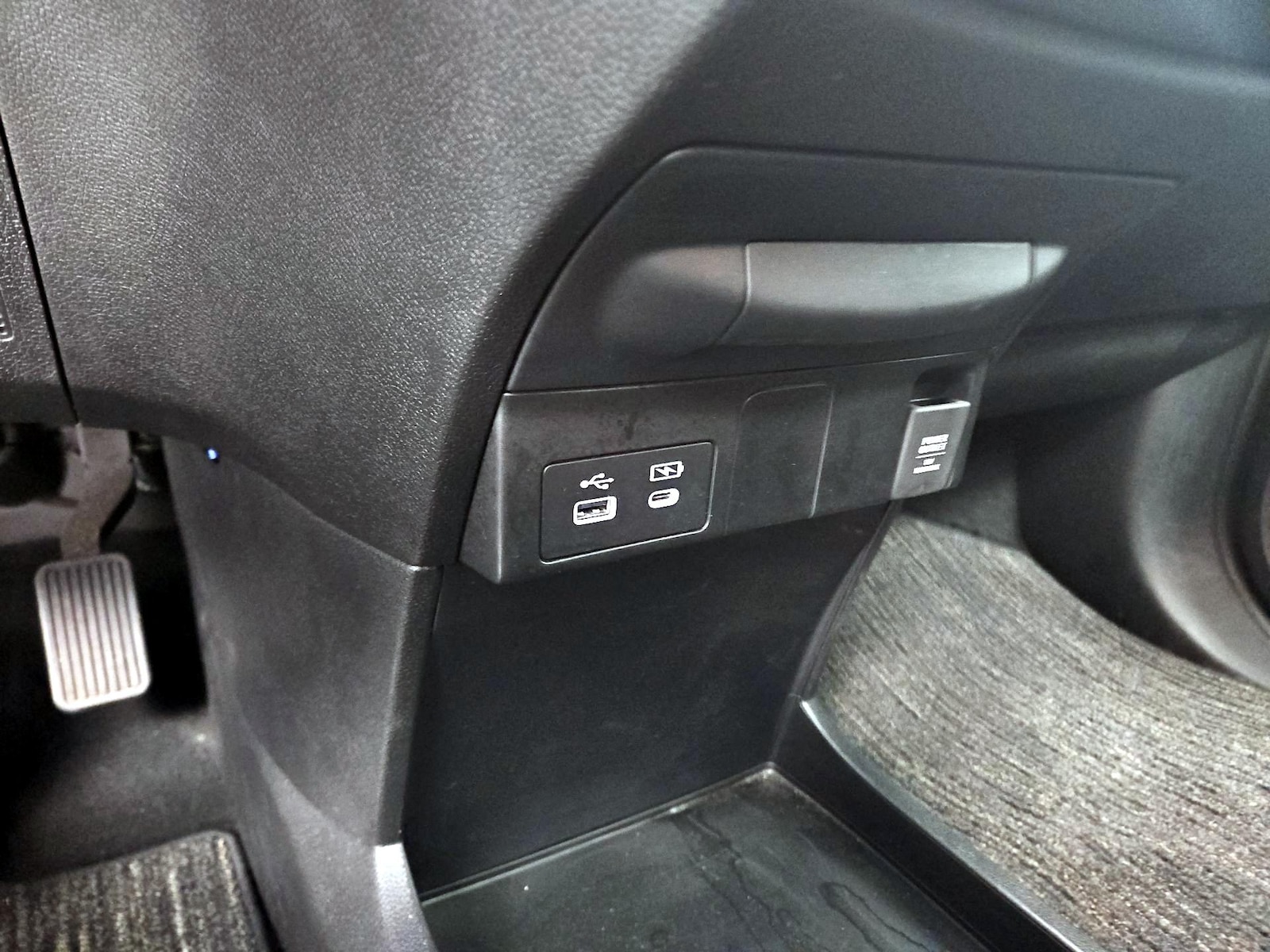 2025 Honda Odyssey EX-L - Photo 19