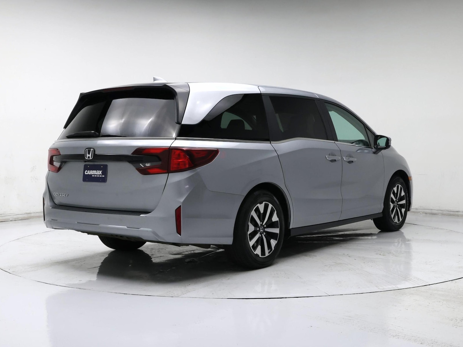2025 Honda Odyssey EX-L - Photo 9