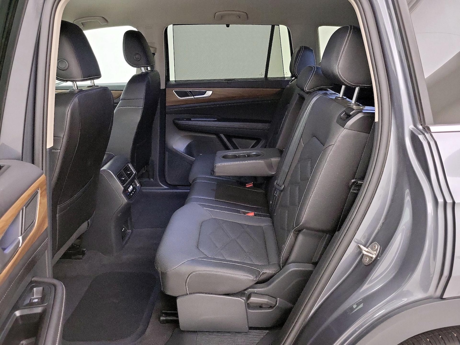 Rear Air Conditioning