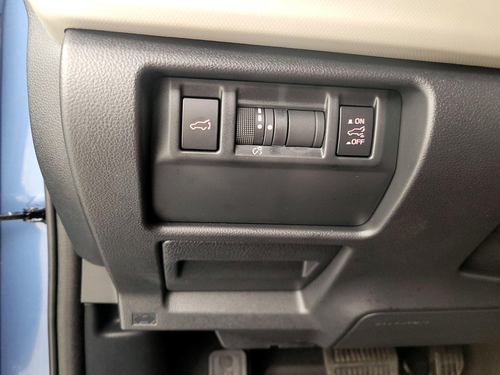 2025 Subaru Forester Premium - Photo 14