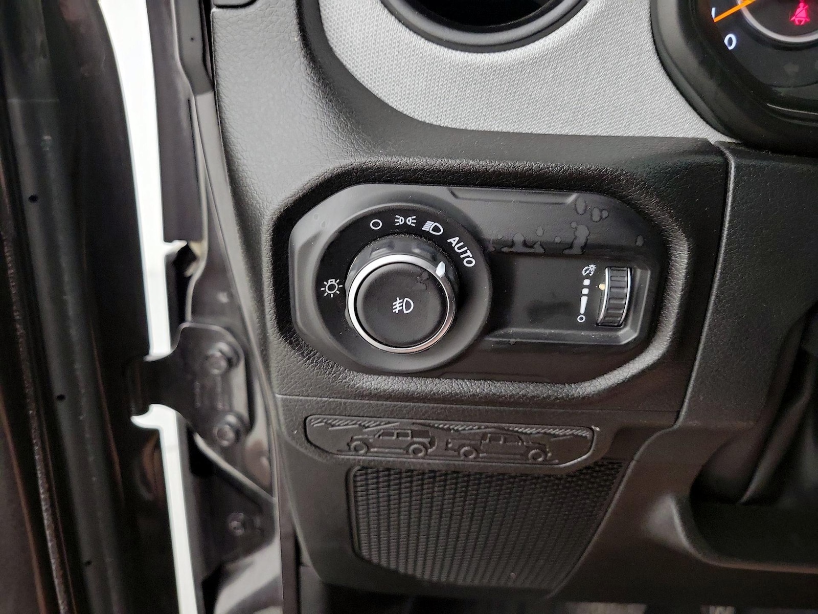 2025 Jeep Wrangler 4-Door Willys - Photo 14