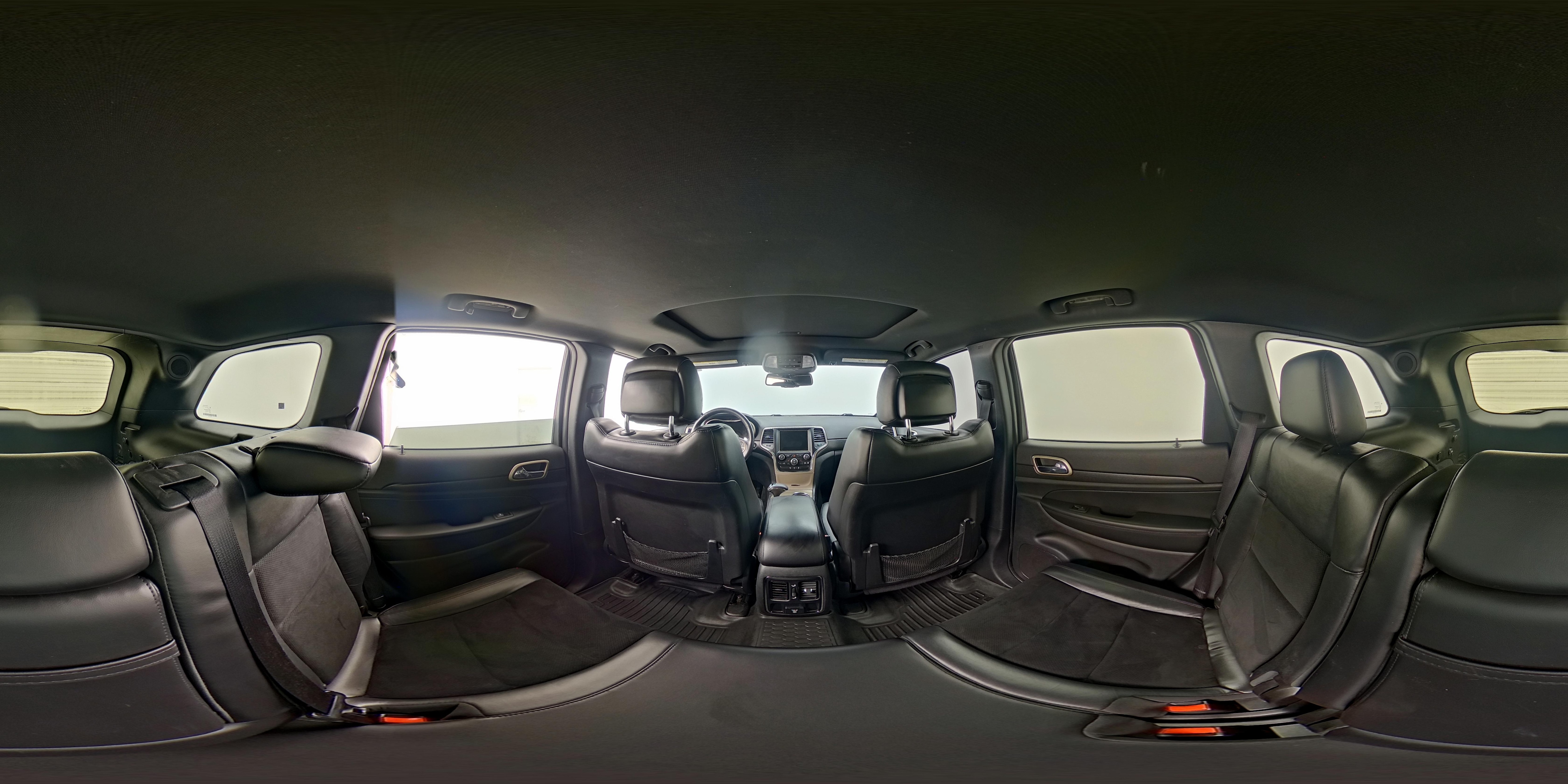 2015 Jeep Grand Cherokee Altitude - Photo 26