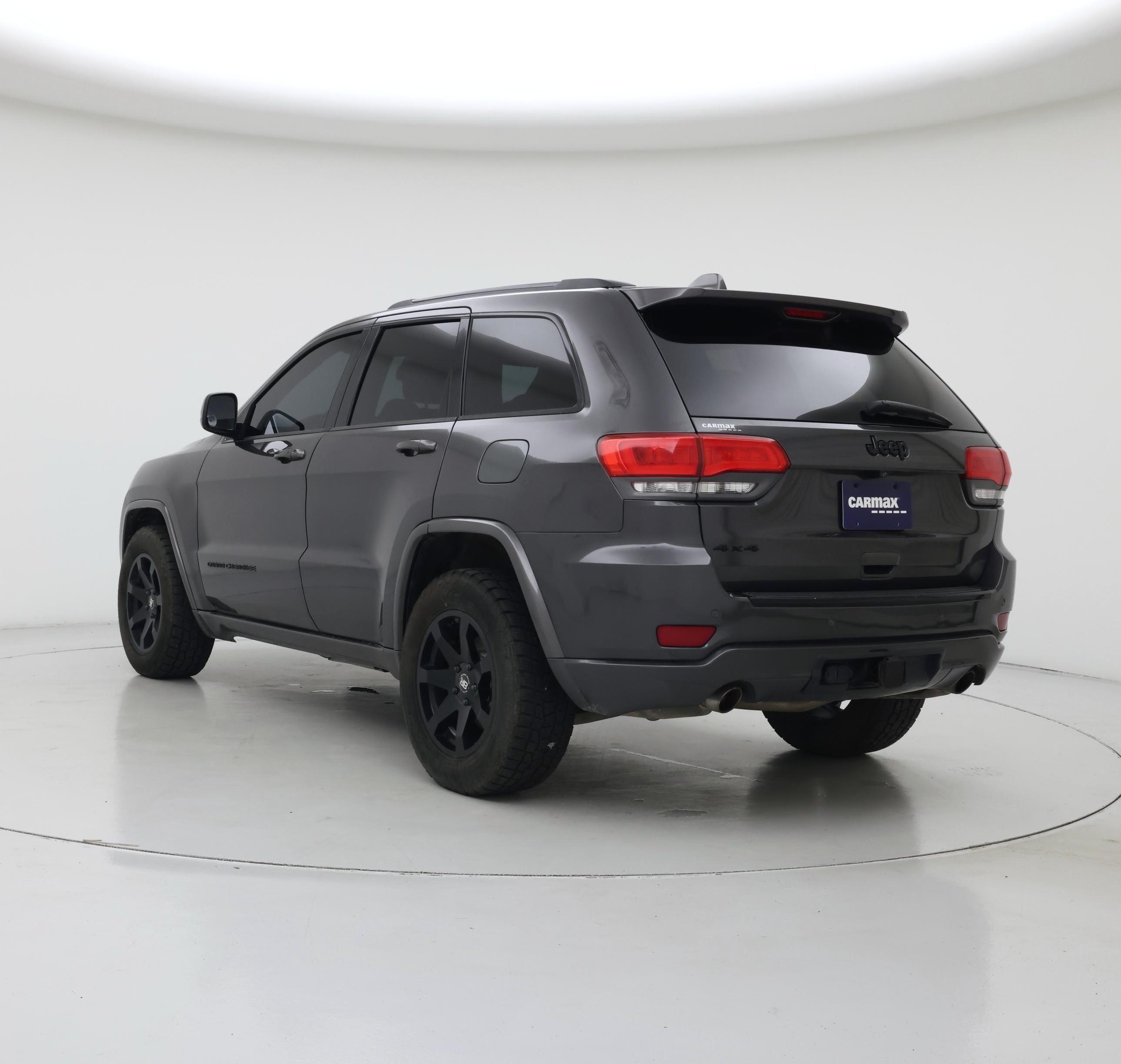 Thumbnail: 2015 Jeep Grand Cherokee - 2