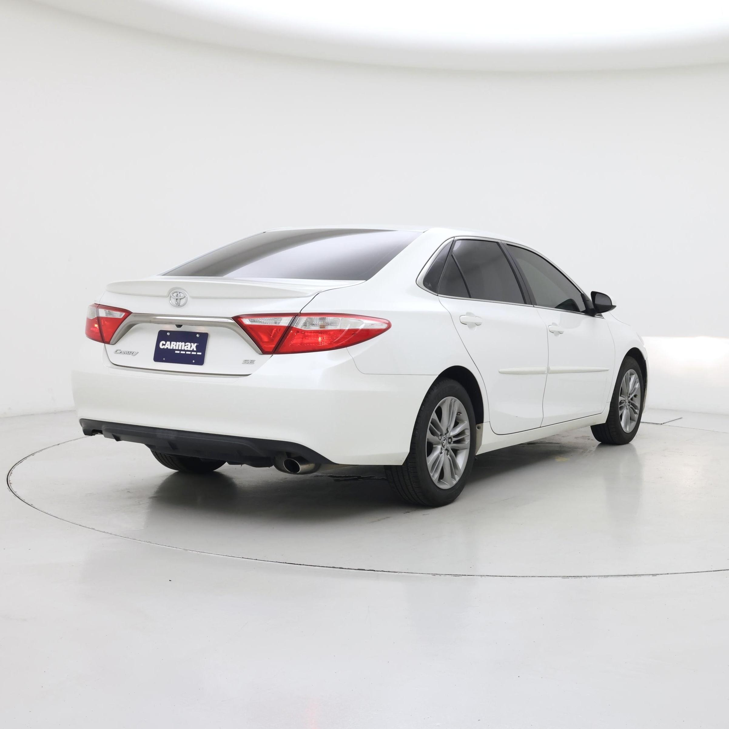 Thumbnail: 2016 Toyota Camry - 8