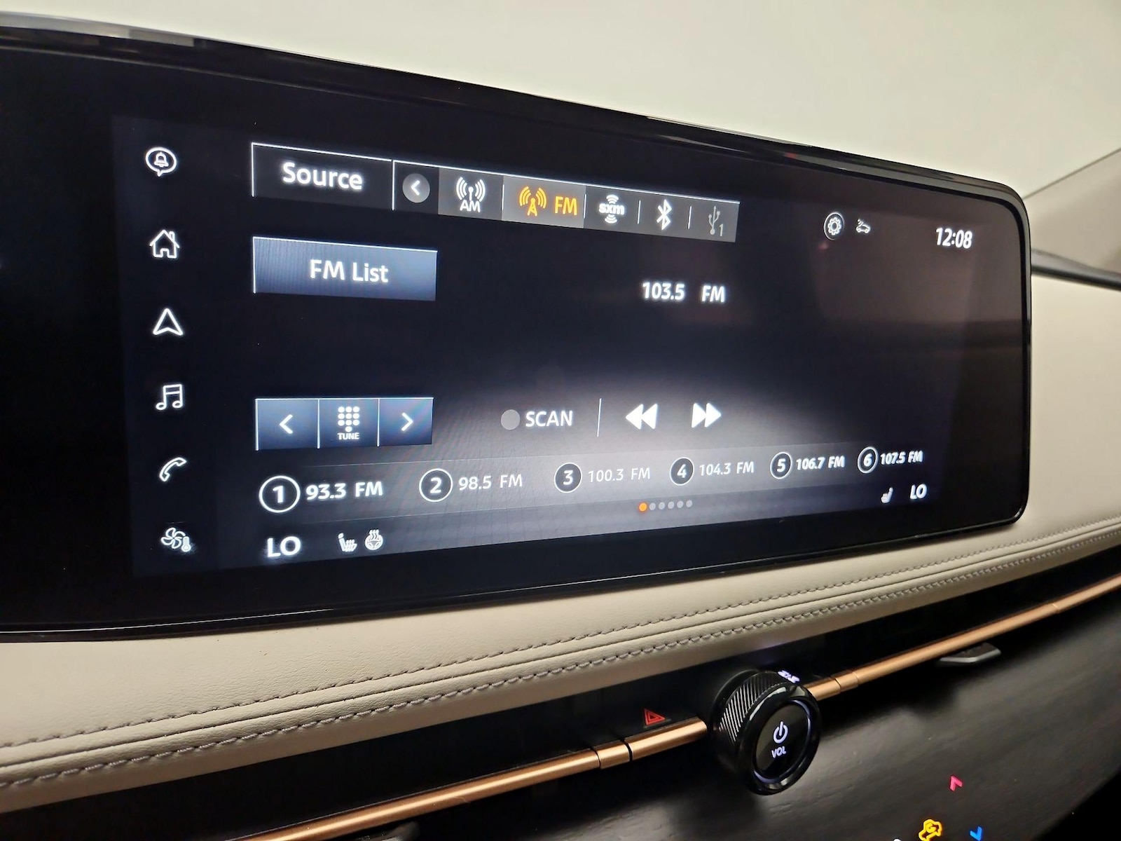 2024 Nissan ARIYA Engage - Photo 17