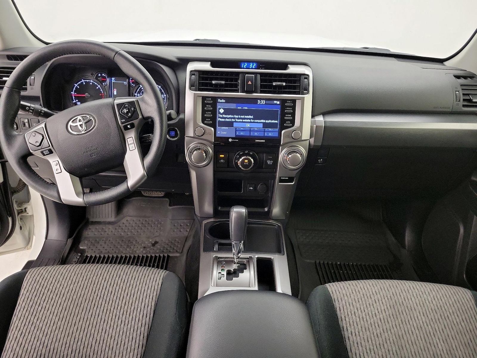 2023 Toyota 4Runner SR5 - Photo 10