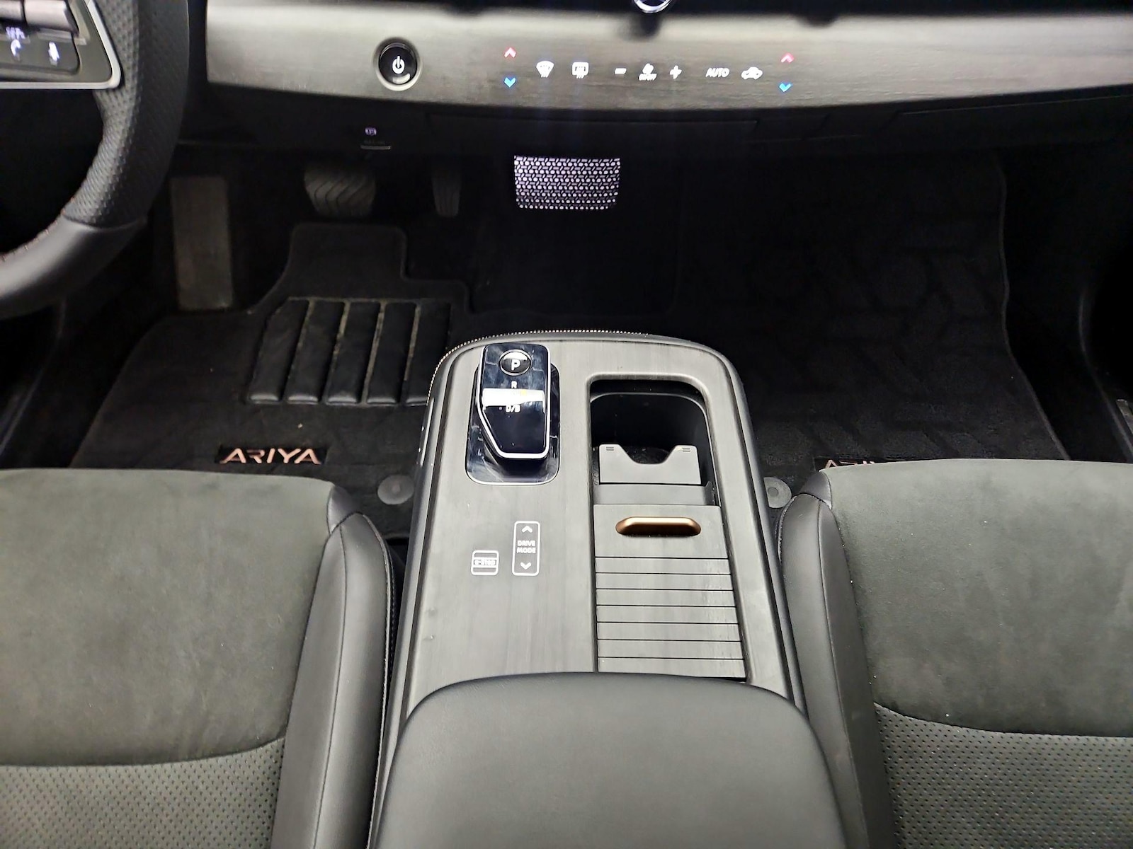 2024 Nissan ARIYA Engage - Photo 19