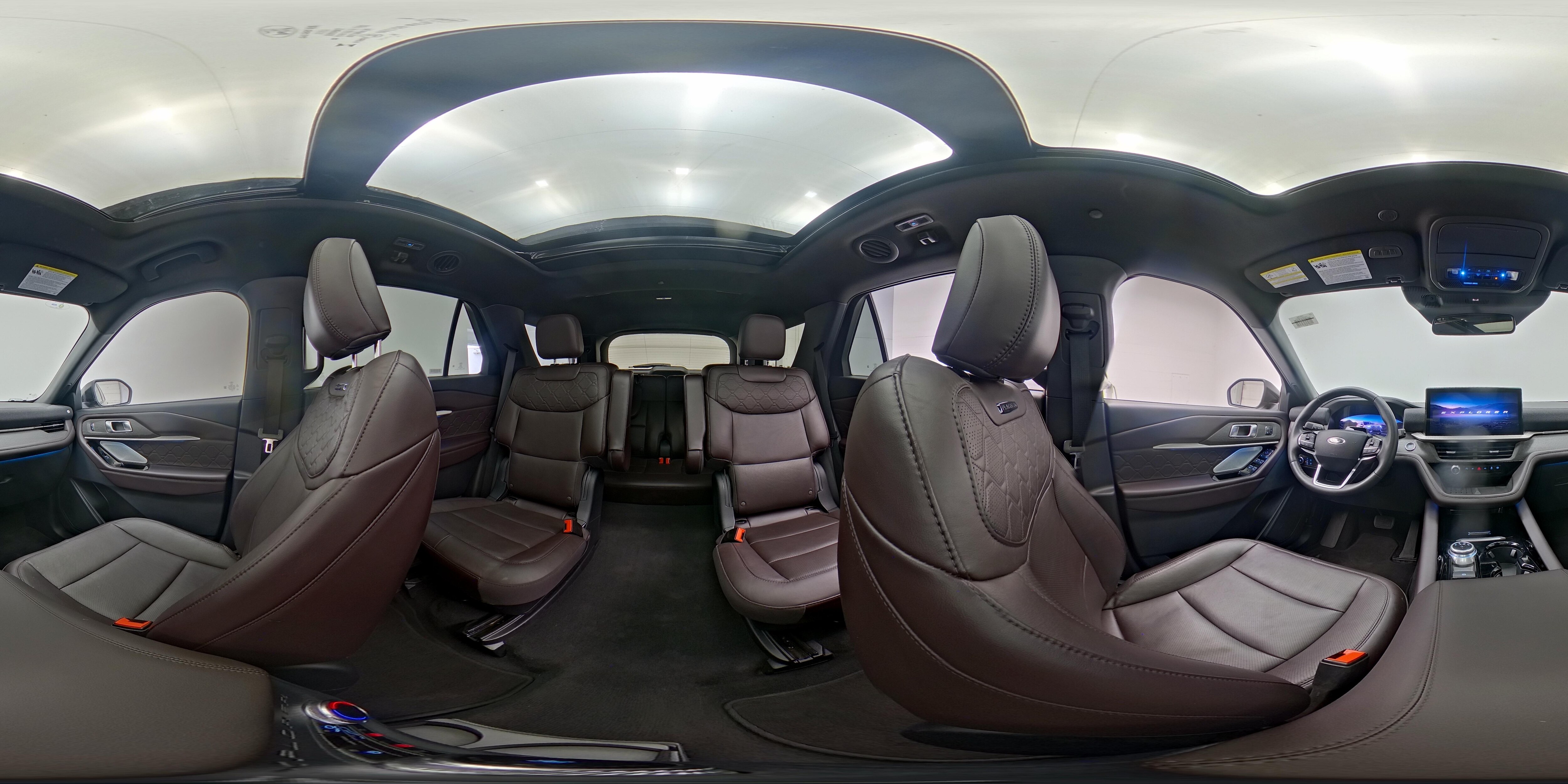 2025 Ford Explorer Platinum - Photo 28