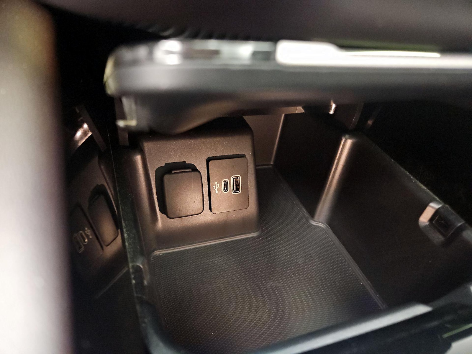 2025 Ford Explorer Platinum - Photo 20