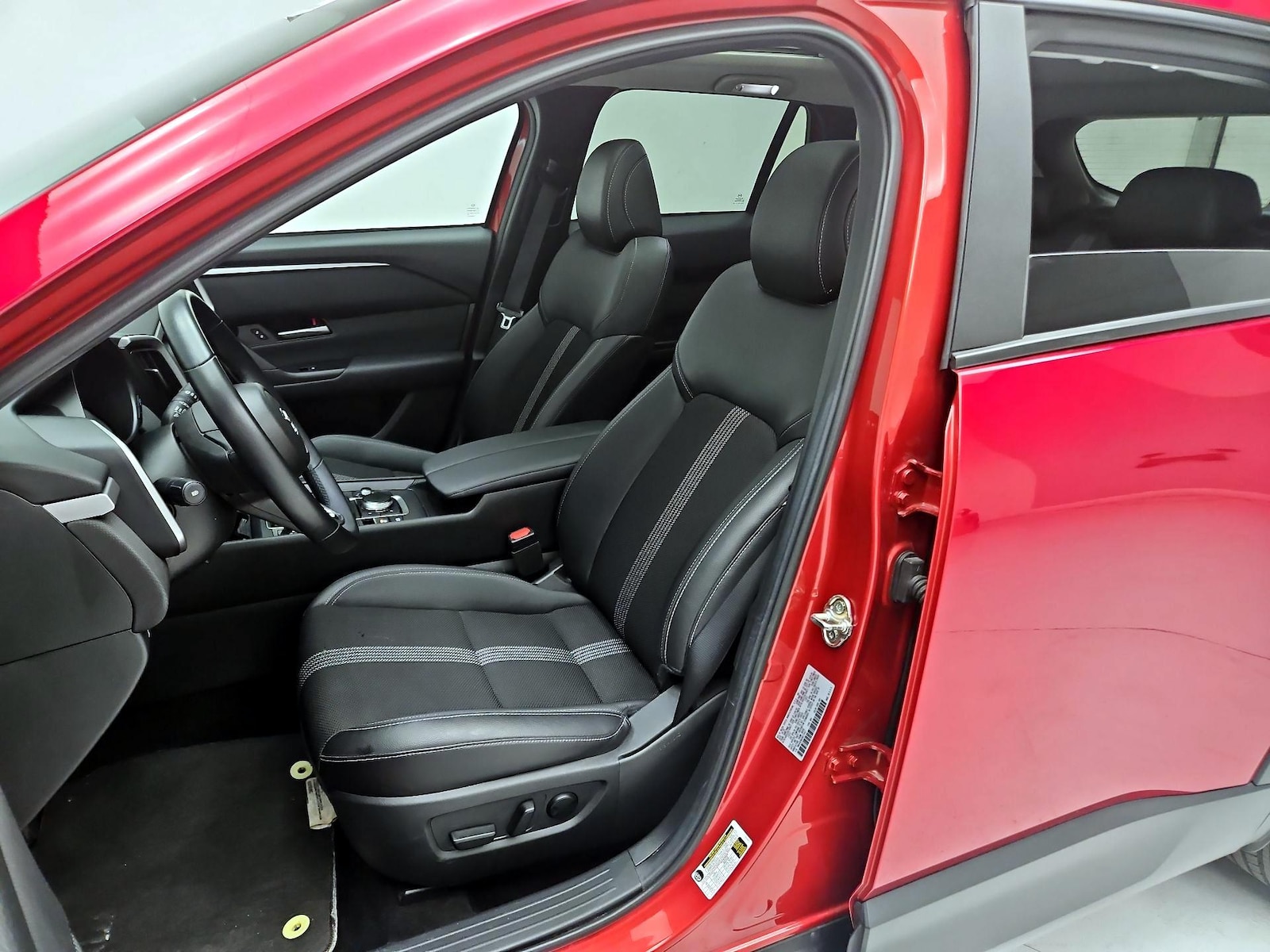 2025 Mazda CX-50 Premium - Photo 12