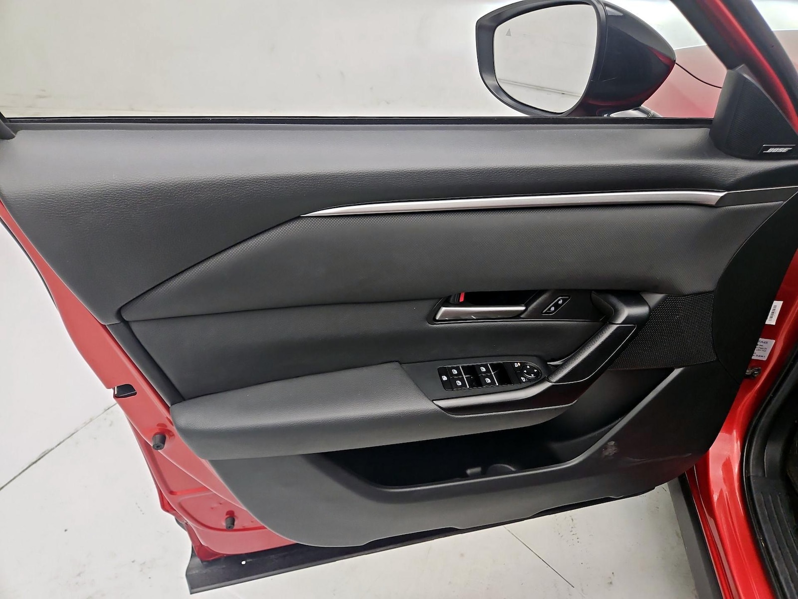 2025 Mazda CX-50 Premium - Photo 13
