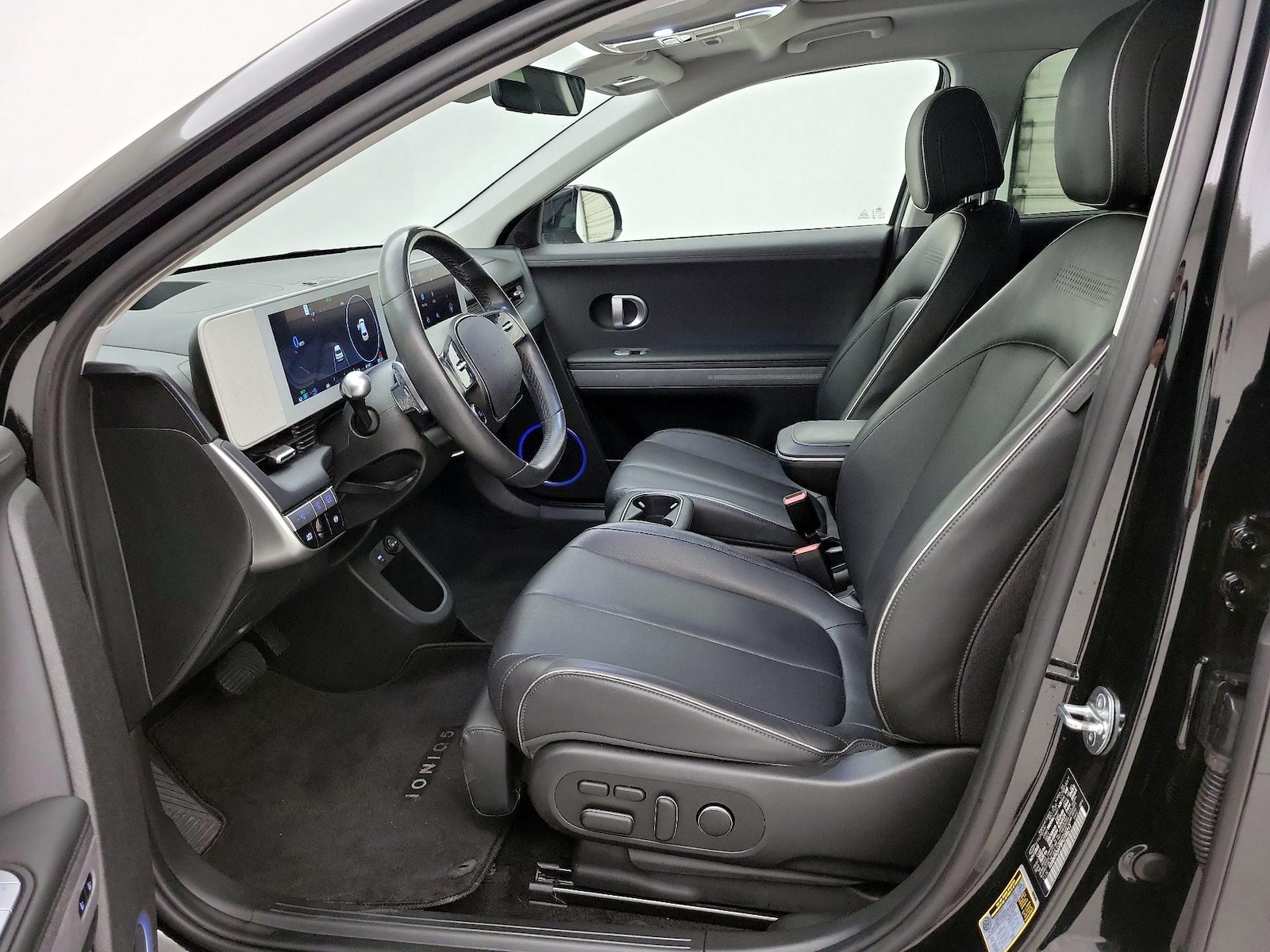 2023 Hyundai IONIQ 5 Limited - Photo 12