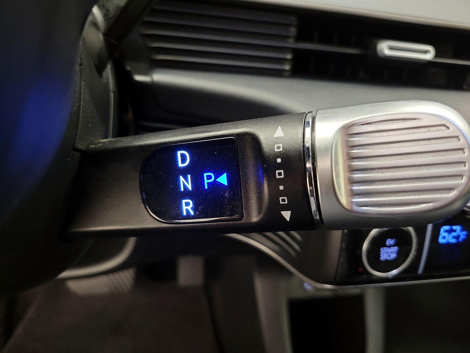 2023 Hyundai IONIQ 5 Limited - Photo 19